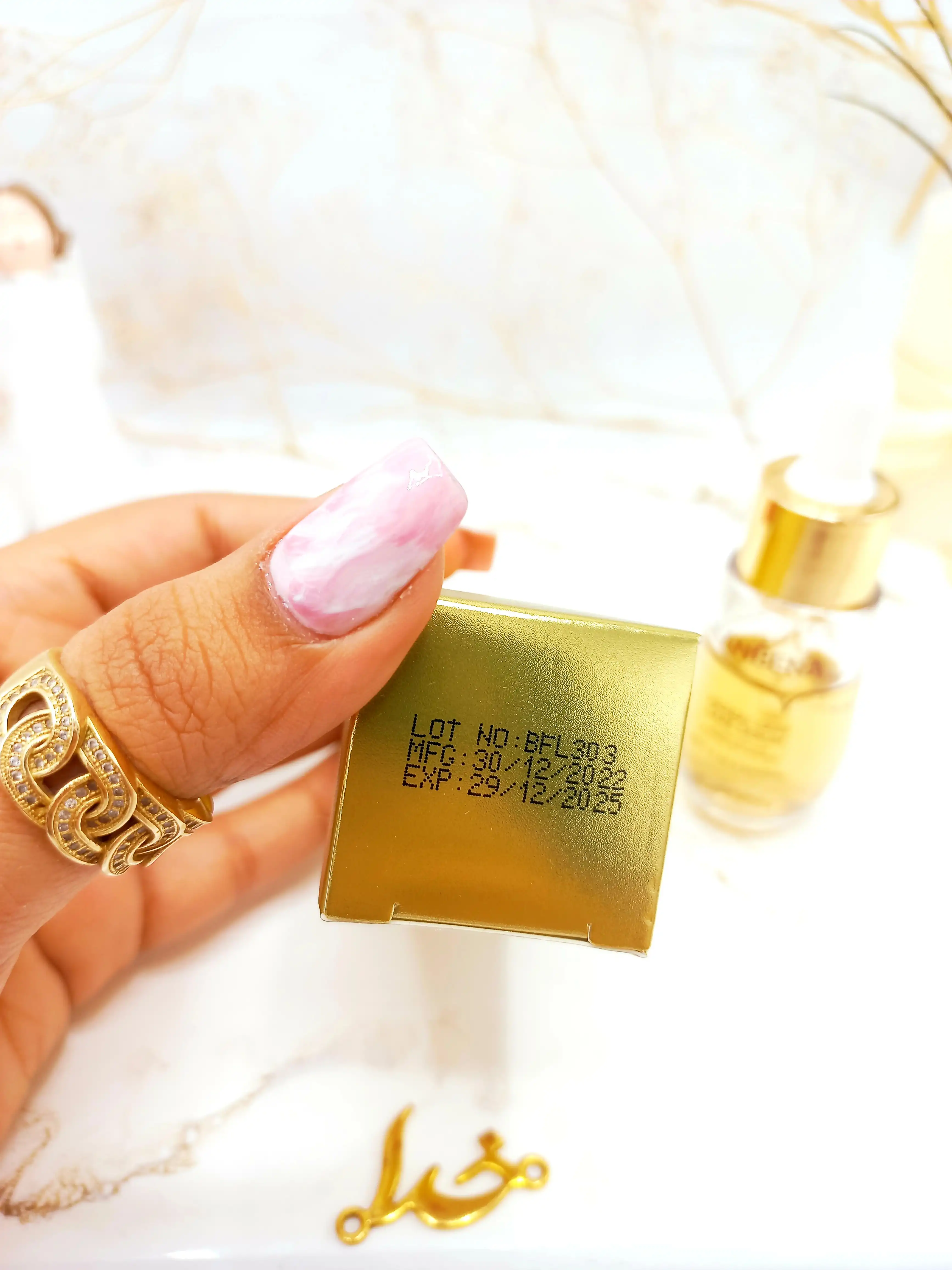 سرم معجزه ترمیم کننده جای جوش و اسکار لانبنا LANBENA کد LB6238