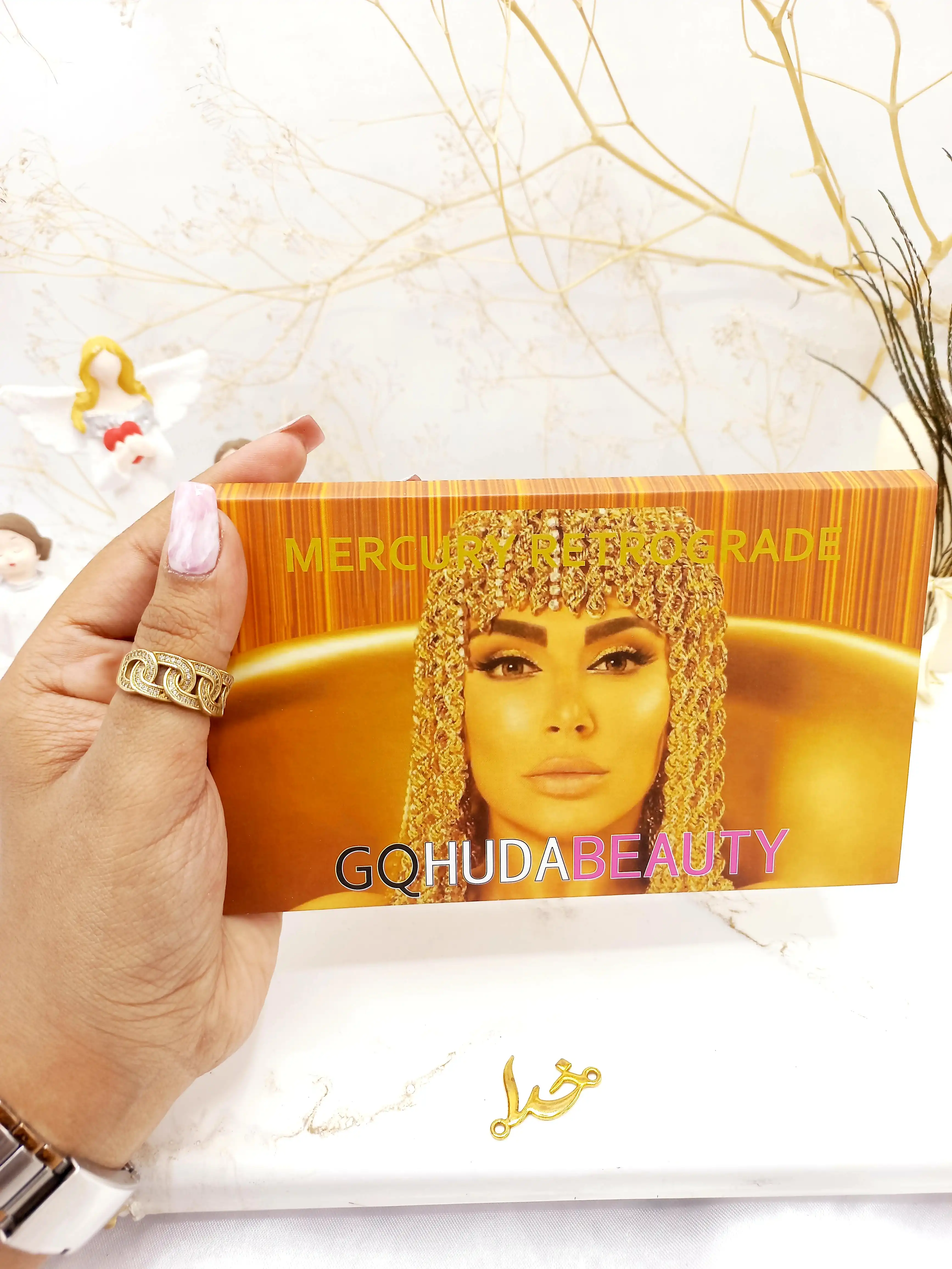 پالت سایه چشم 18 رنگ هدا بیوتی HUDABEAUTY کد LM777877 ( جلد نارنجی )