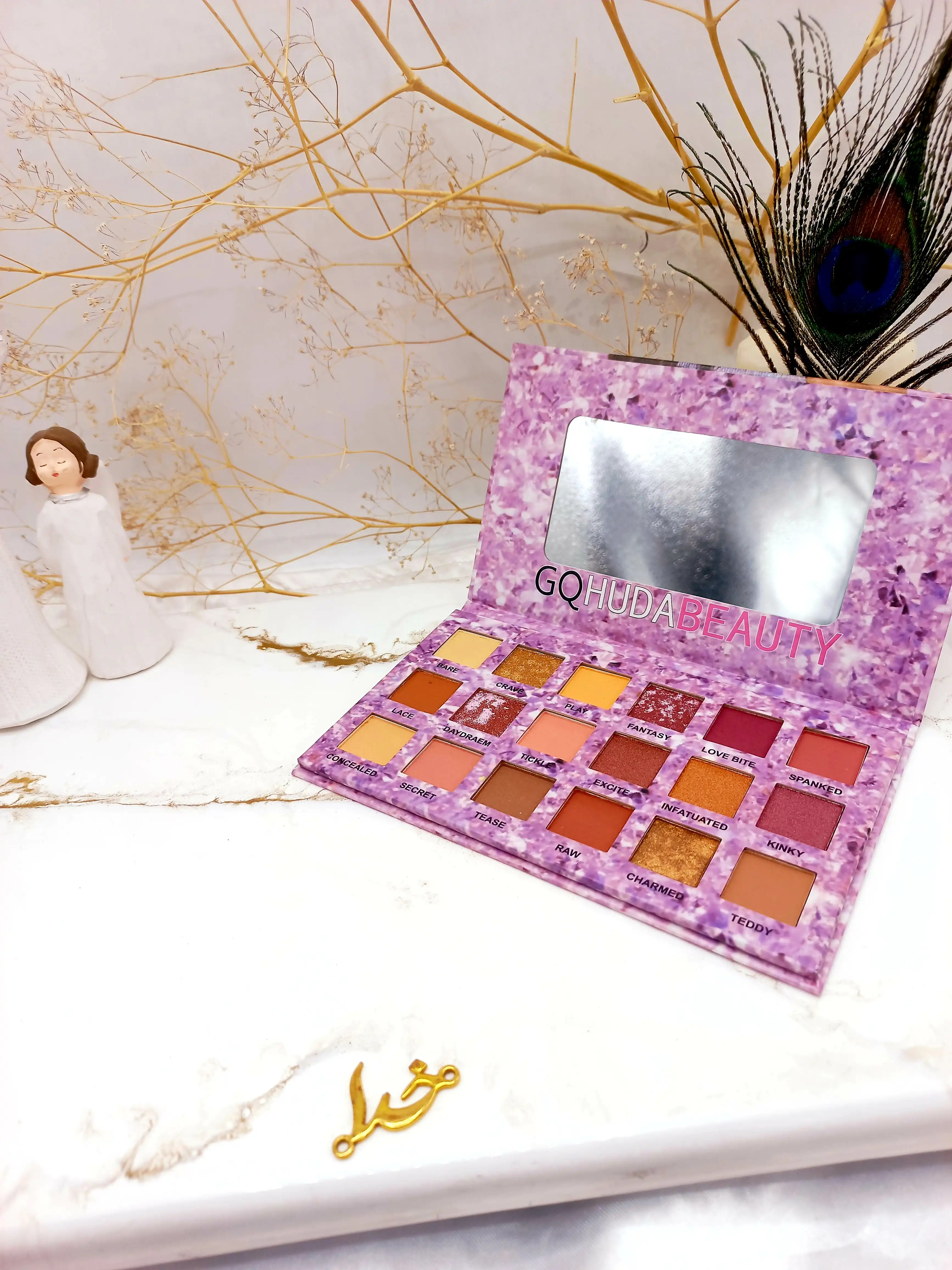 پالت سایه چشم 18 رنگ هدا بیوتی HUDABEAUTY کد LM777877 ( جلد بنفش )