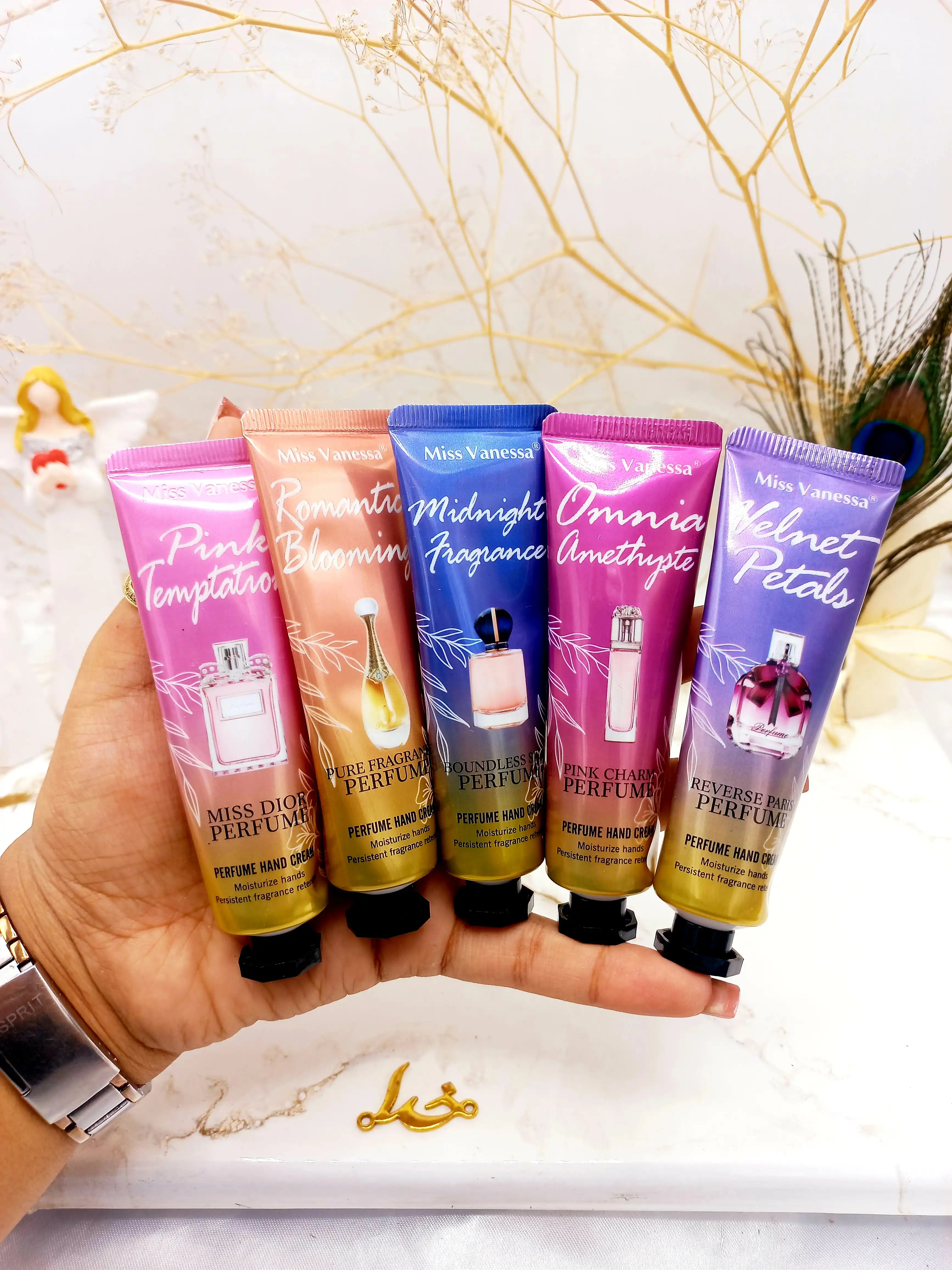 پک کرم دست 5 عددی Miss vanessa با رایحه عطر و میوه