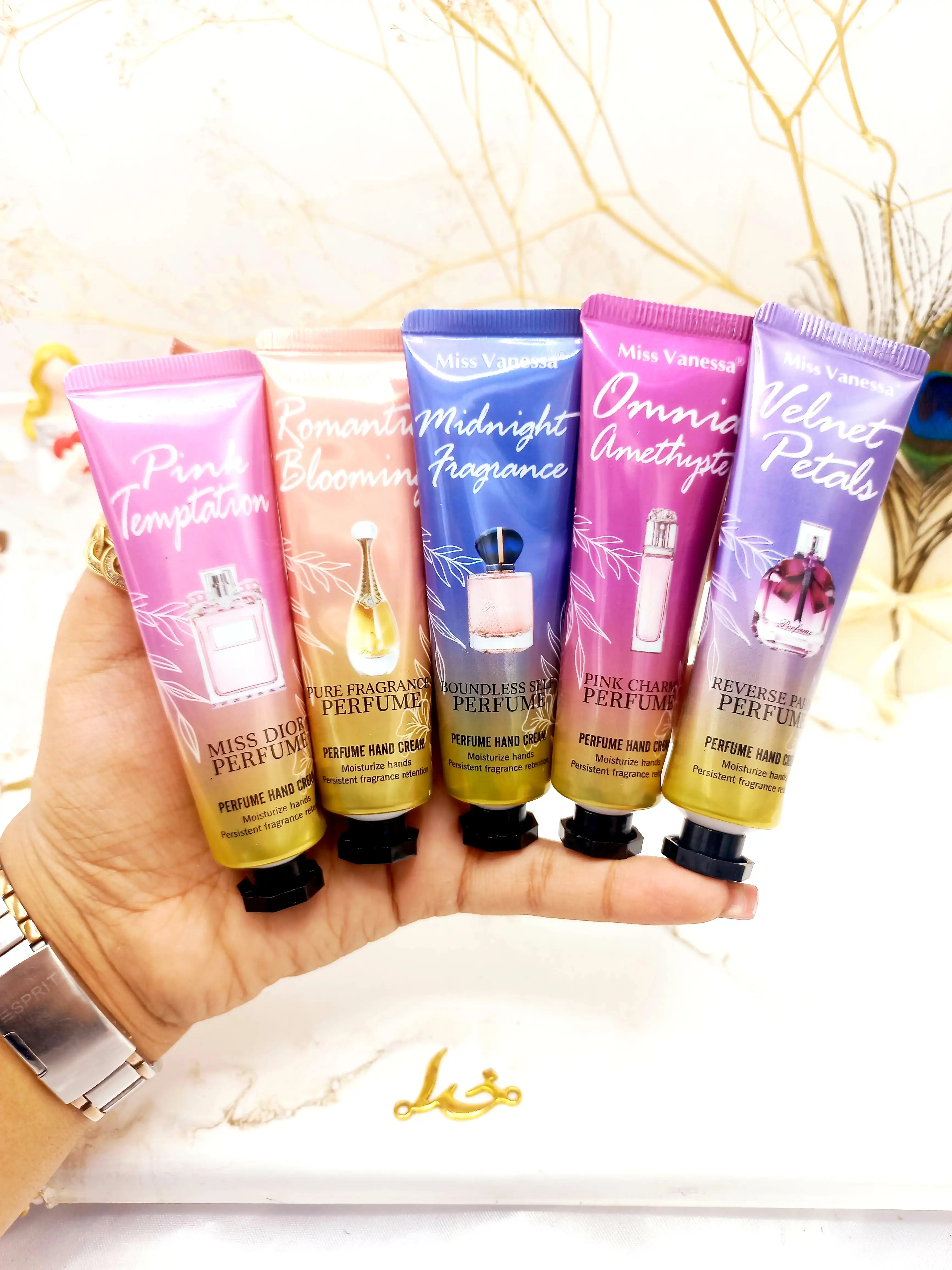 پک کرم دست 5 عددی Miss vanessa با رایحه عطر و میوه