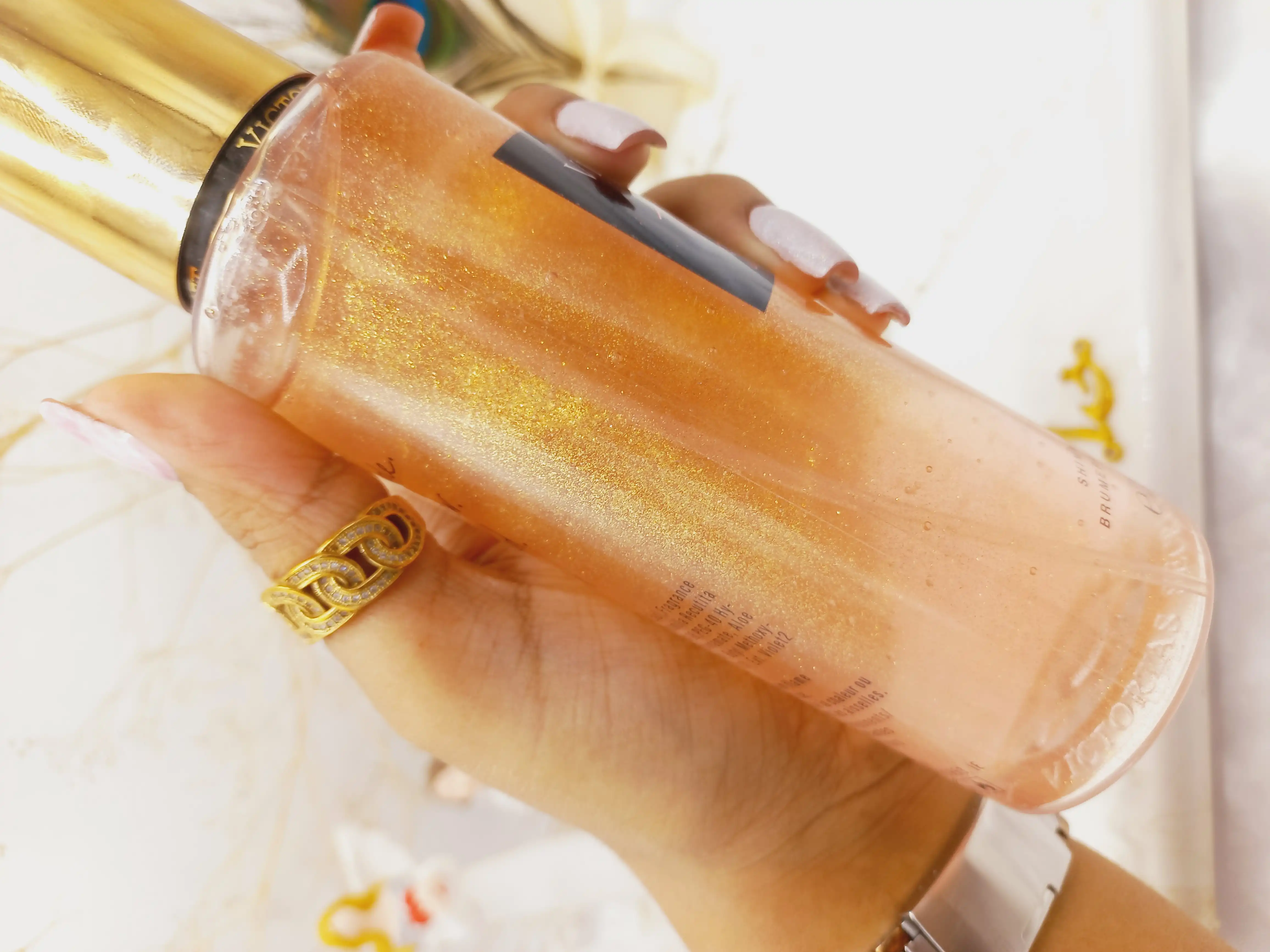 بادی اسپلش اکلیلی Temp Tation Shimer ویکتوریا سکرت اورجینال (رایحه خنک و دخترونه)