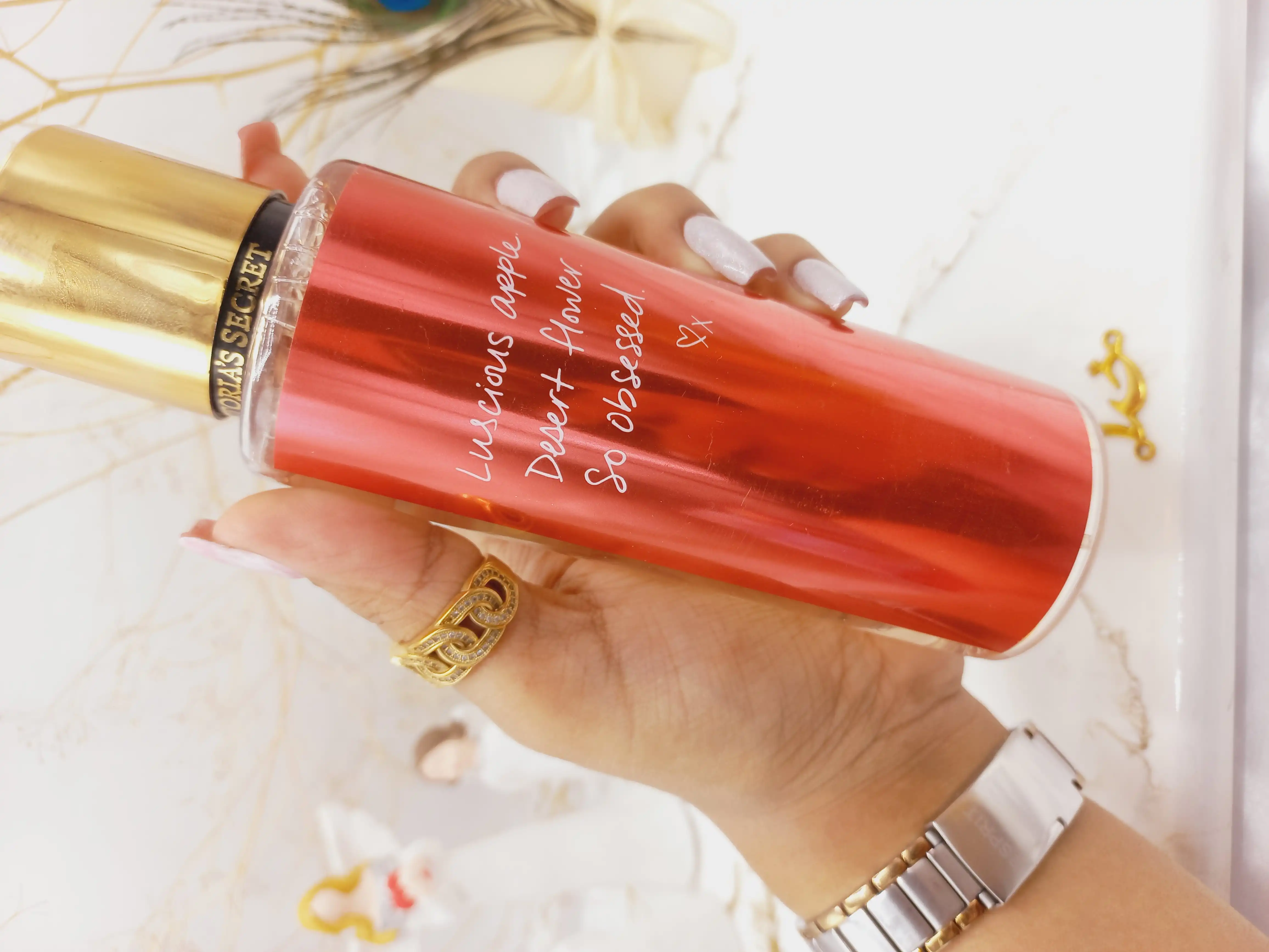 بادی اسپلش Temptation ویکتوریا سکرت اورجینال (رایحه گلی و میوه ای)