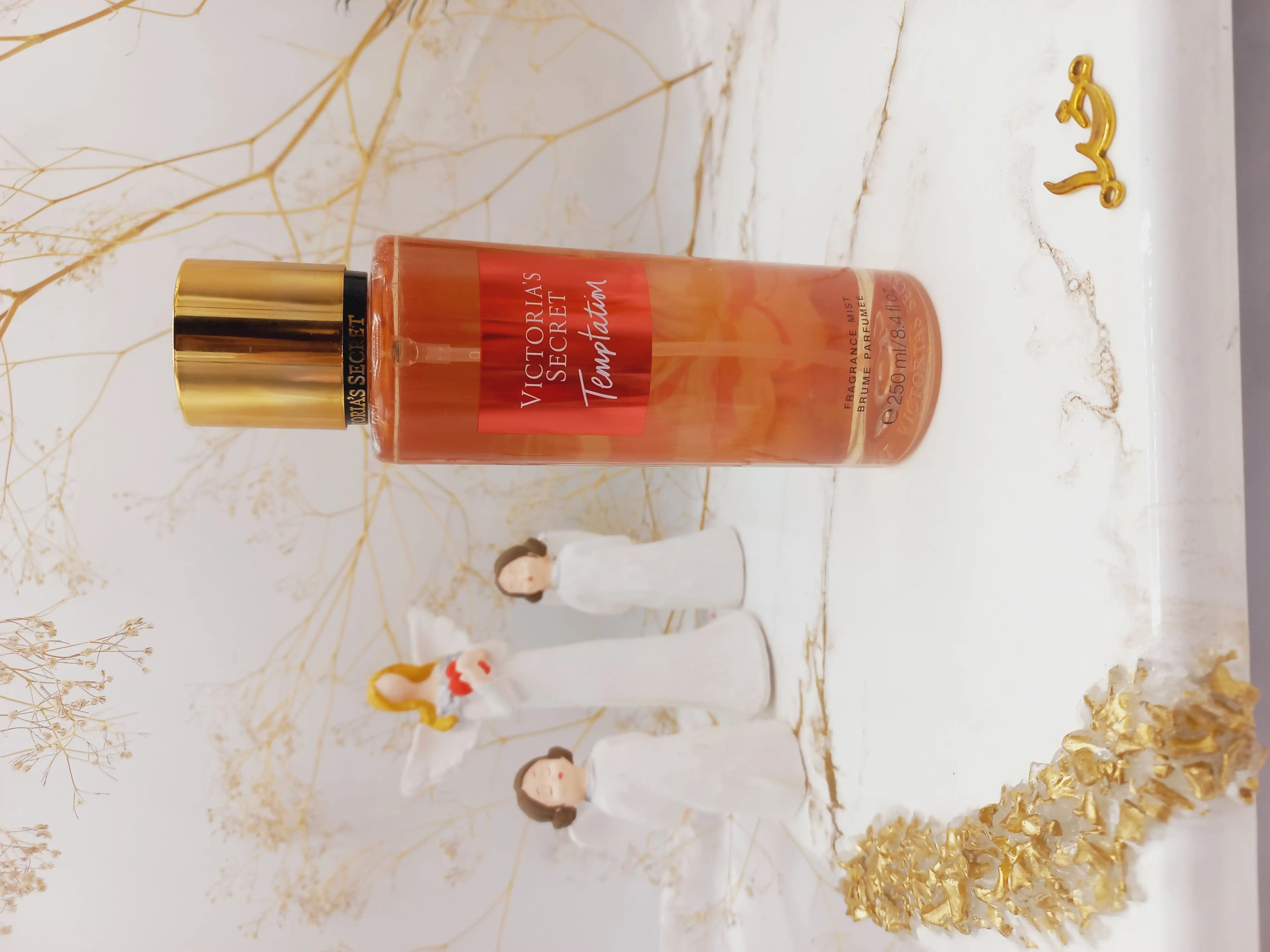 بادی اسپلش Temptation ویکتوریا سکرت اورجینال (رایحه گلی و میوه ای)