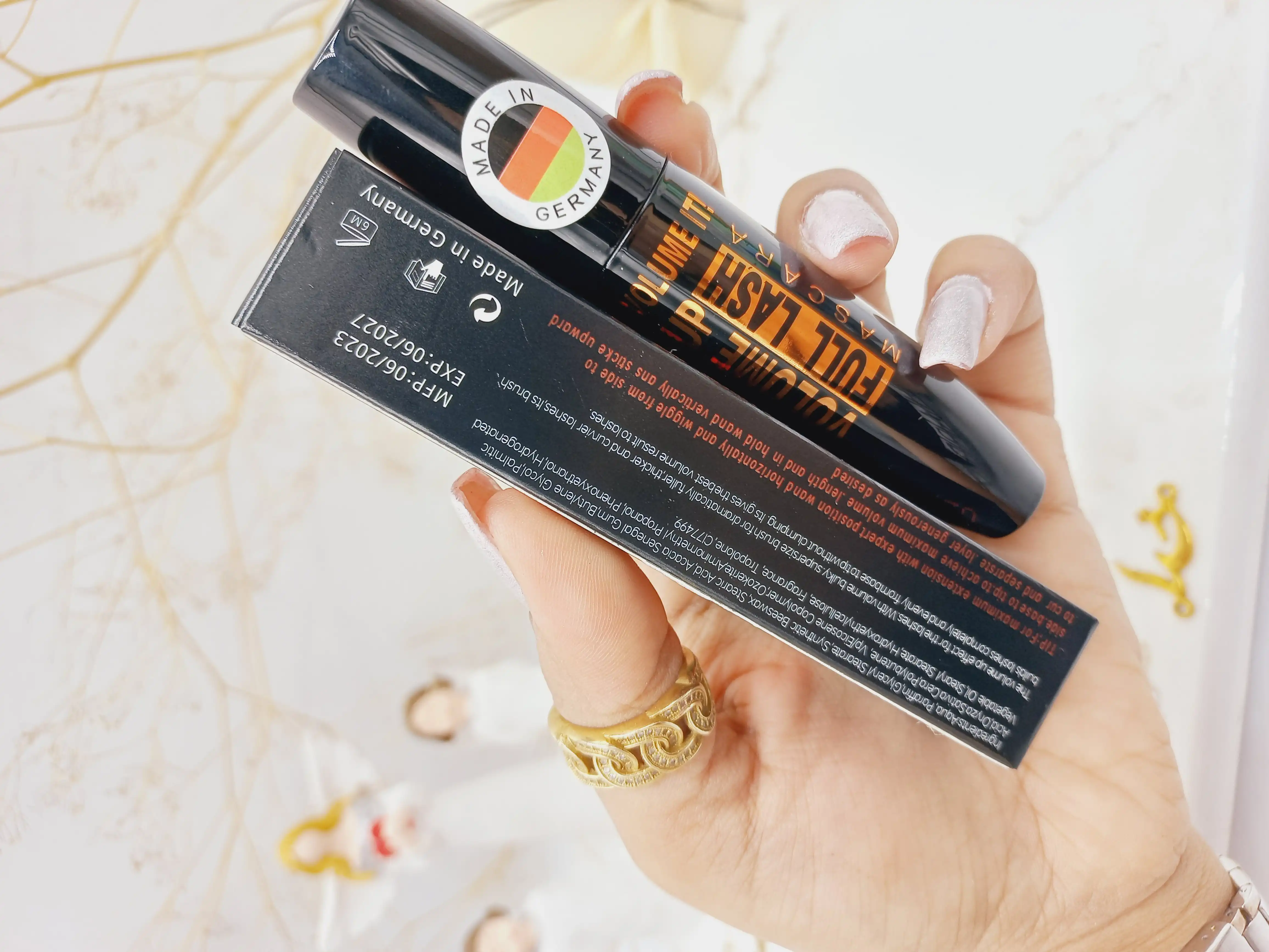 ریمل حجم دهنده بل فول لش BELL اصلی  ساخت آلمان