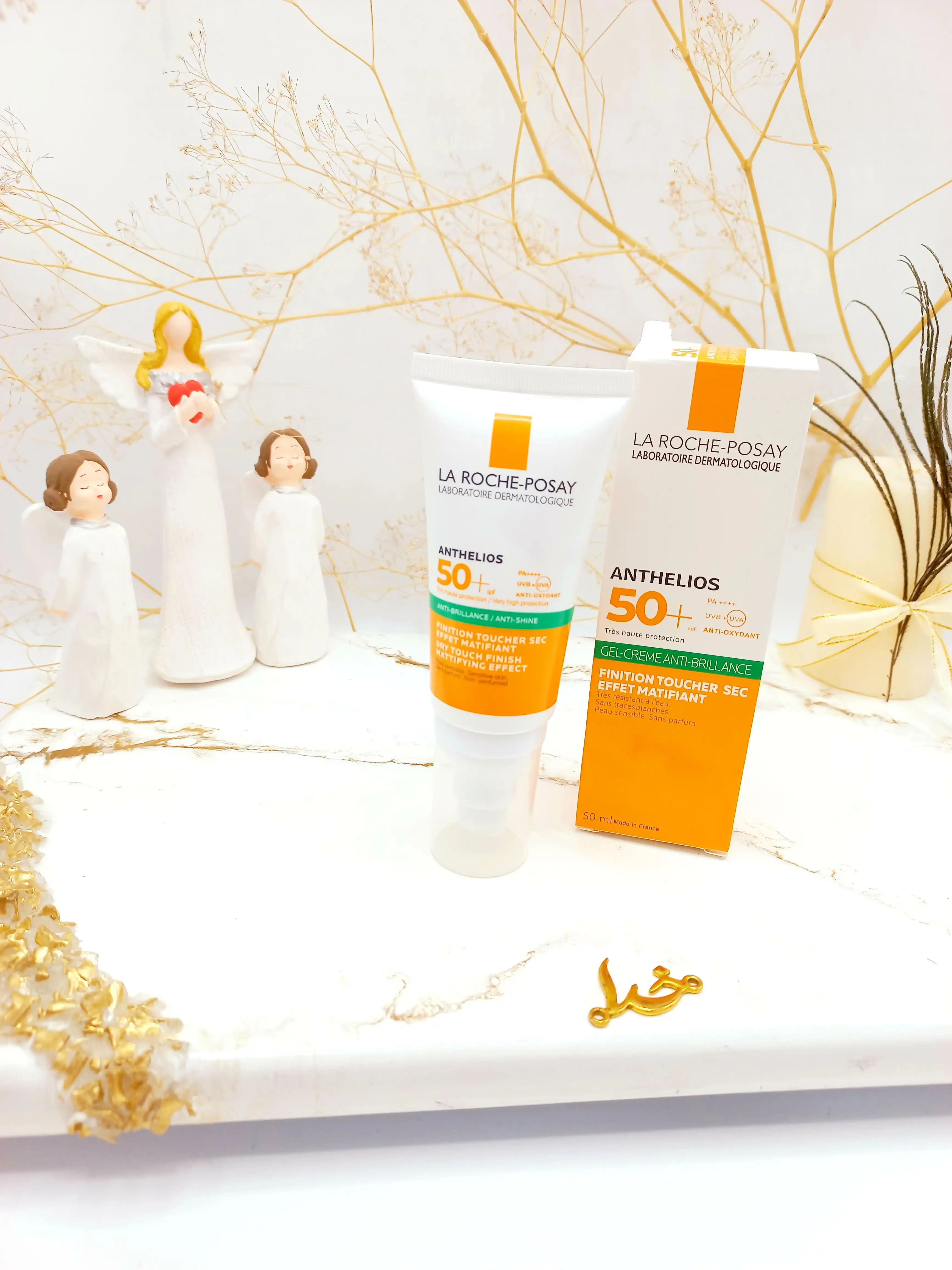 کرم ضدآفتاب بی رنگ مخصوص پوست چرب و مختلط و مستعد جوش لاروش پوزای SPF50  کد 6430