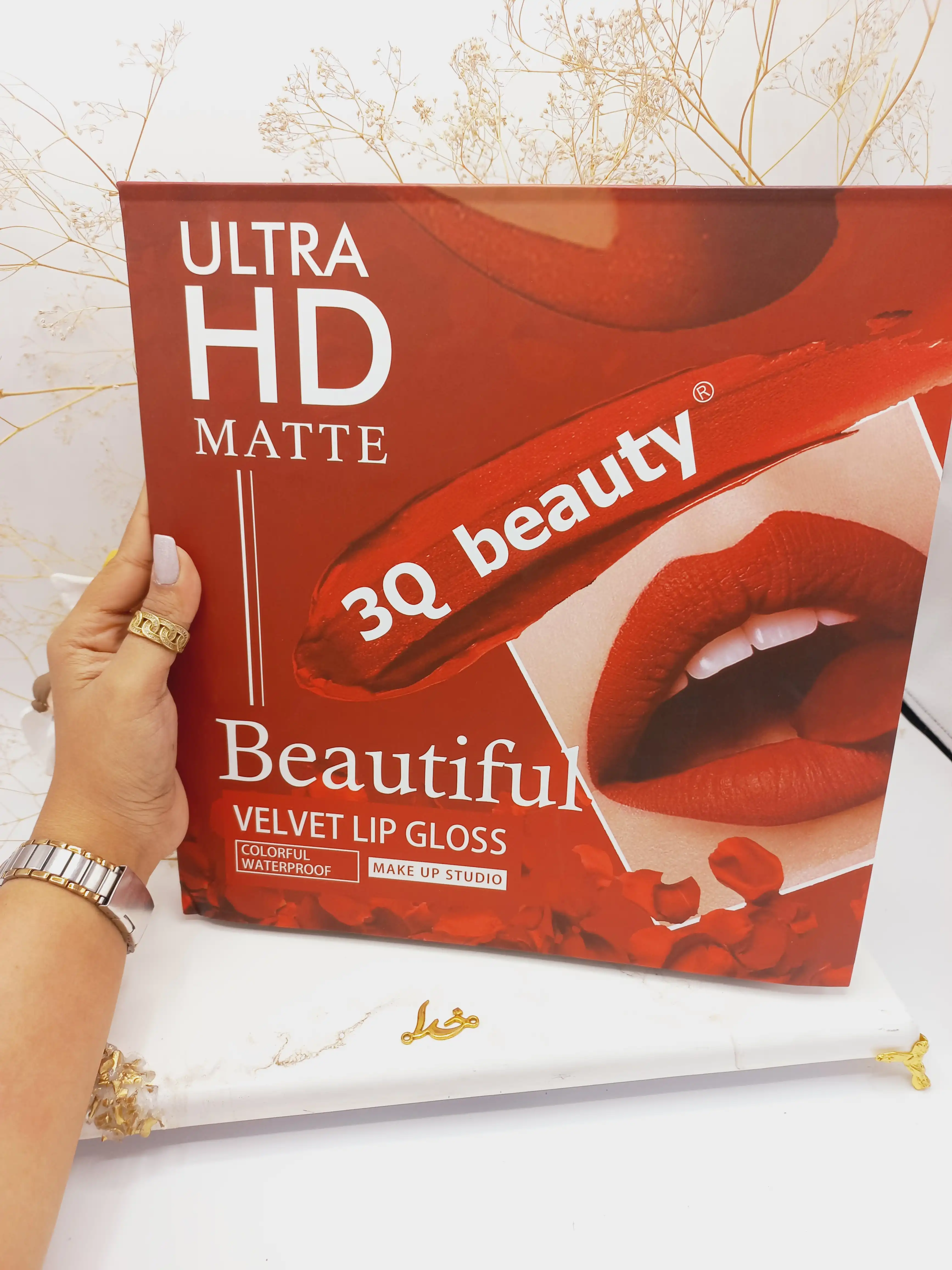 رژ مایع تیوپی شیشه ای مات 3Q beauty کد89580
