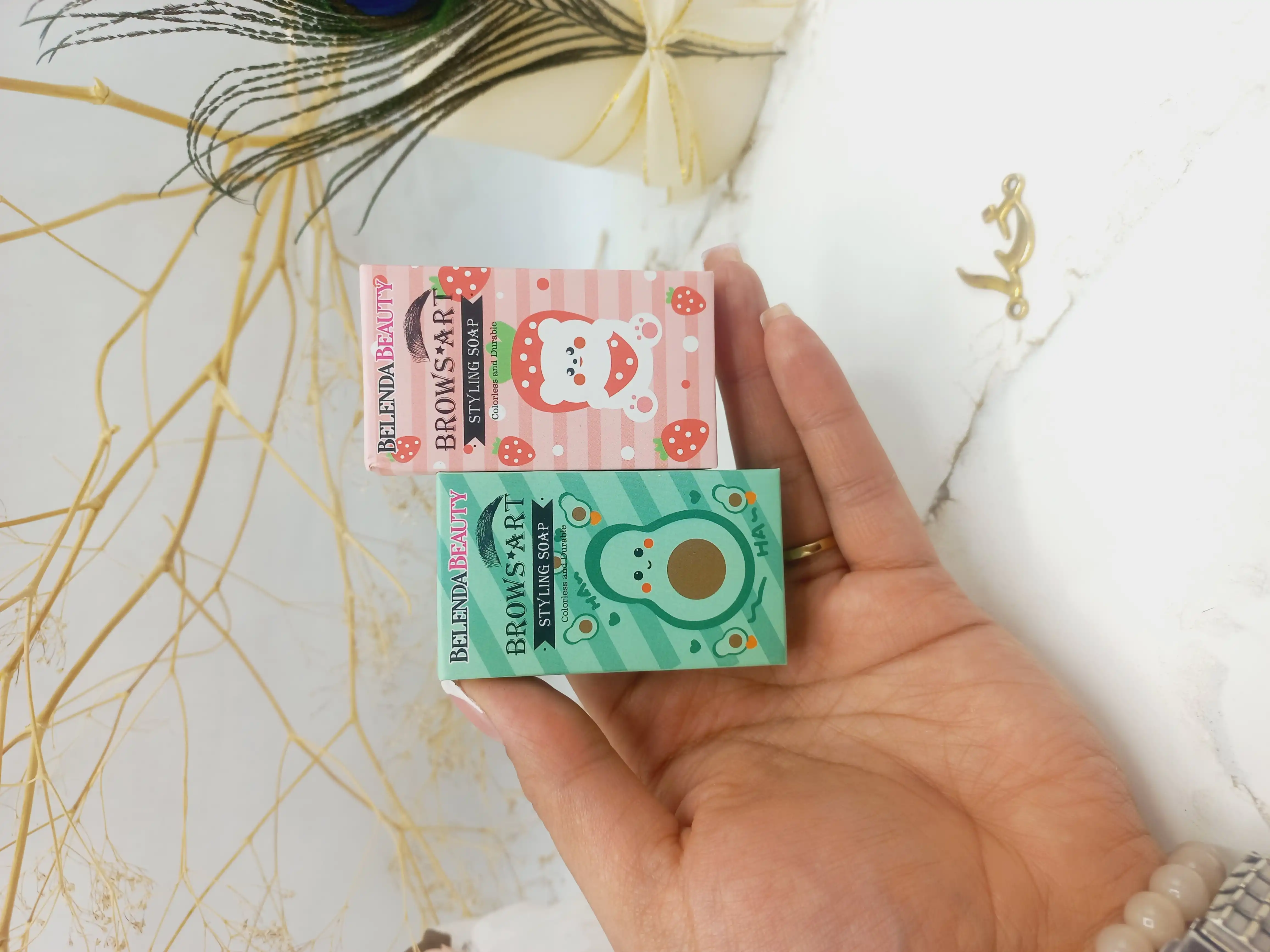 صابون حالت دهنده ابرو میوه ای برند BELENDA BEAUTY کد BB23222