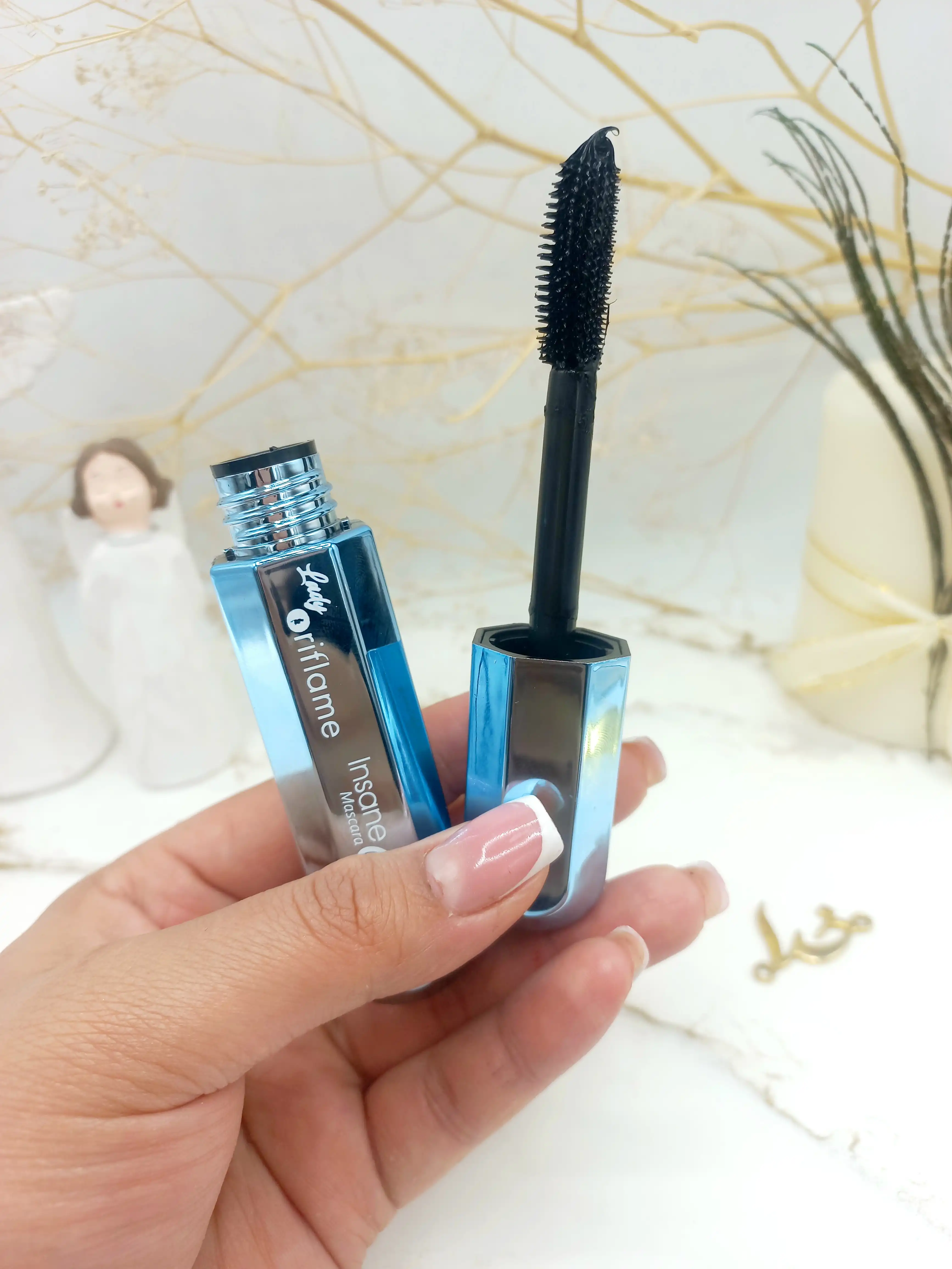 ریمل مشکی بلند کننده و حجم دهنده ضد آب جولیوس JULIUS اصلی کد AJ8320