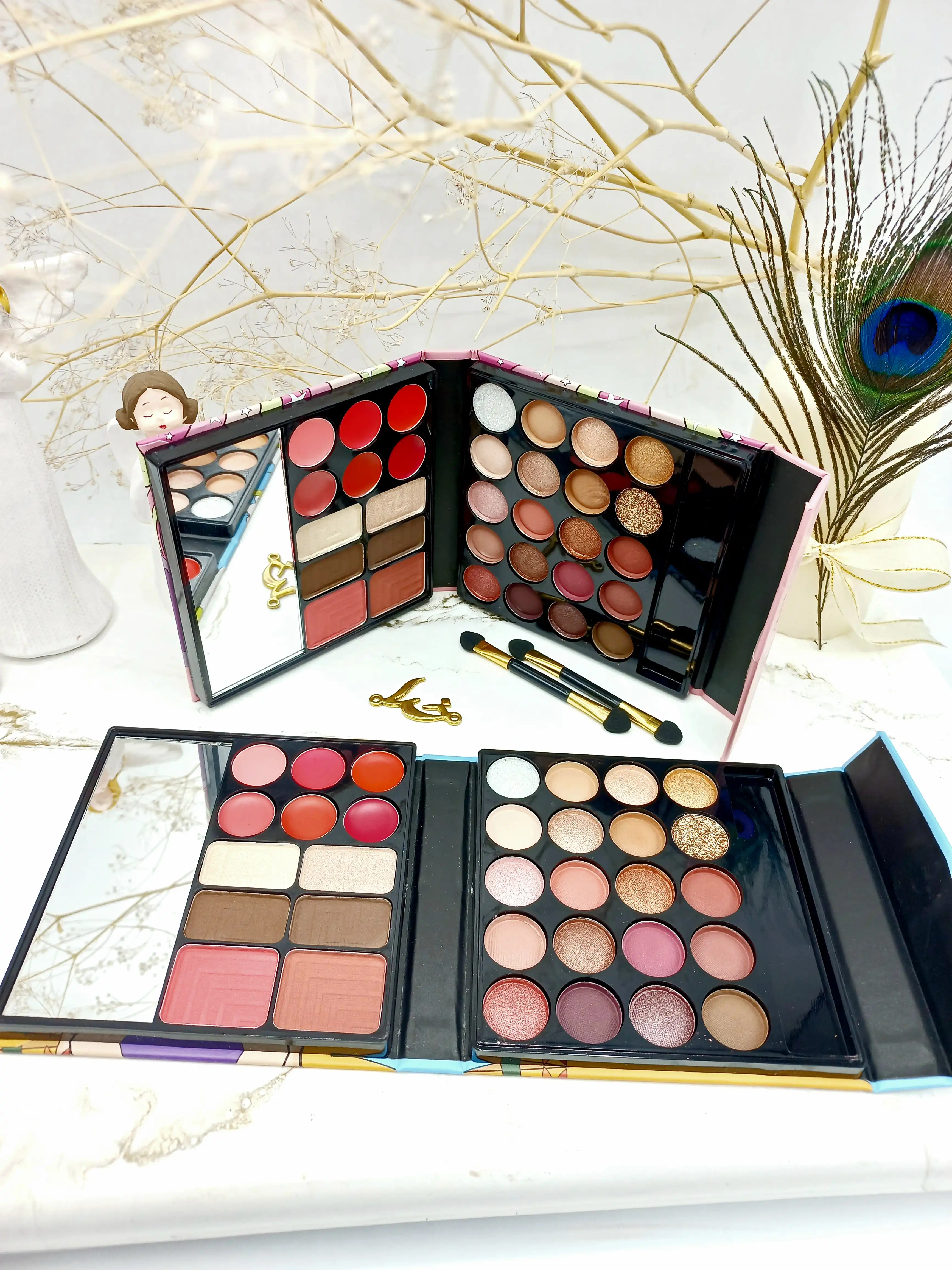 پالت سایه و رژ آنالیدی طرح دختر ANYLADY کد 8658FE