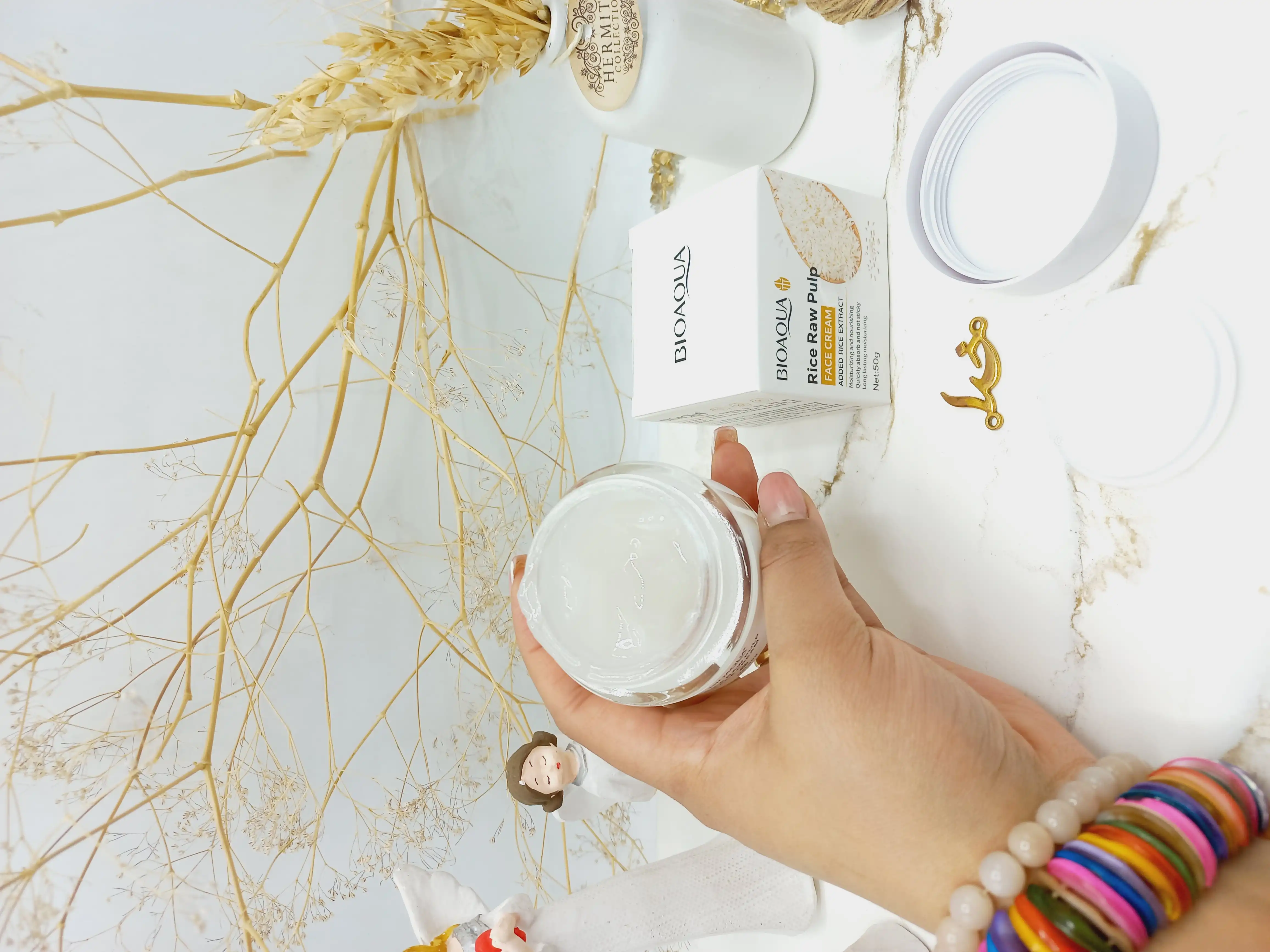 کرم تخصصی آبرسان مخصوص صورت عصاره برنج خام بیوآکوا کد BQY56303