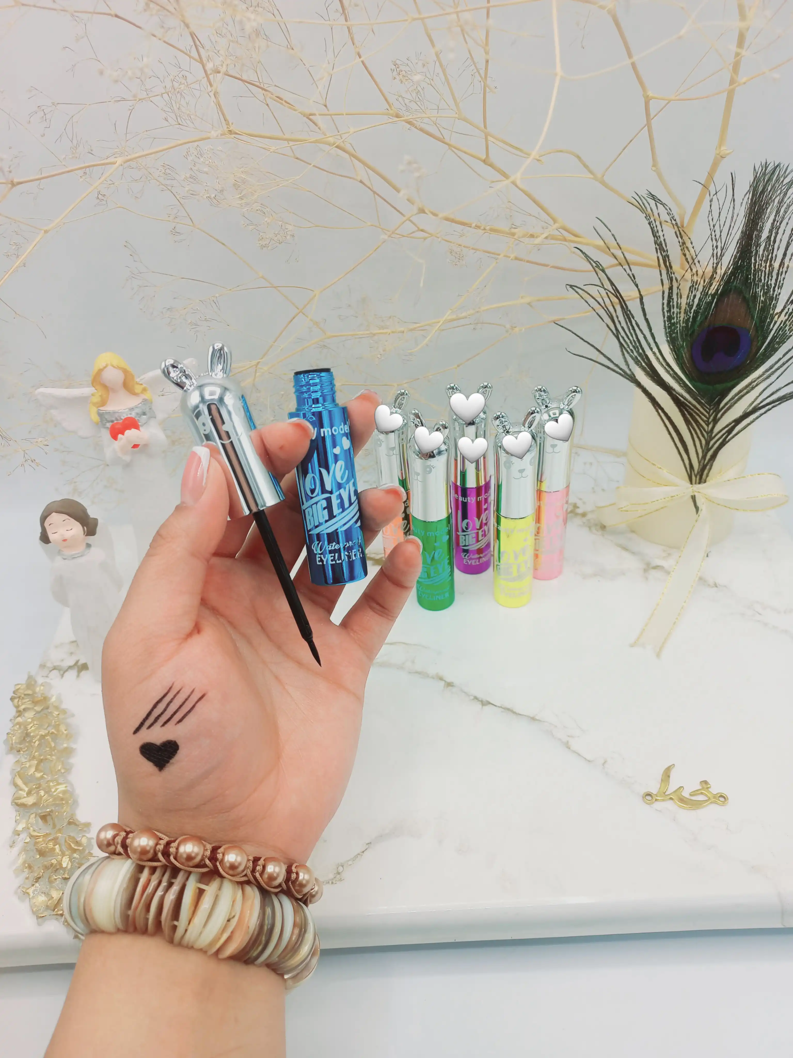 خط چشم مشکی ماژیکی بیوتی مدل طرح خرگوش Beauty model کد E675