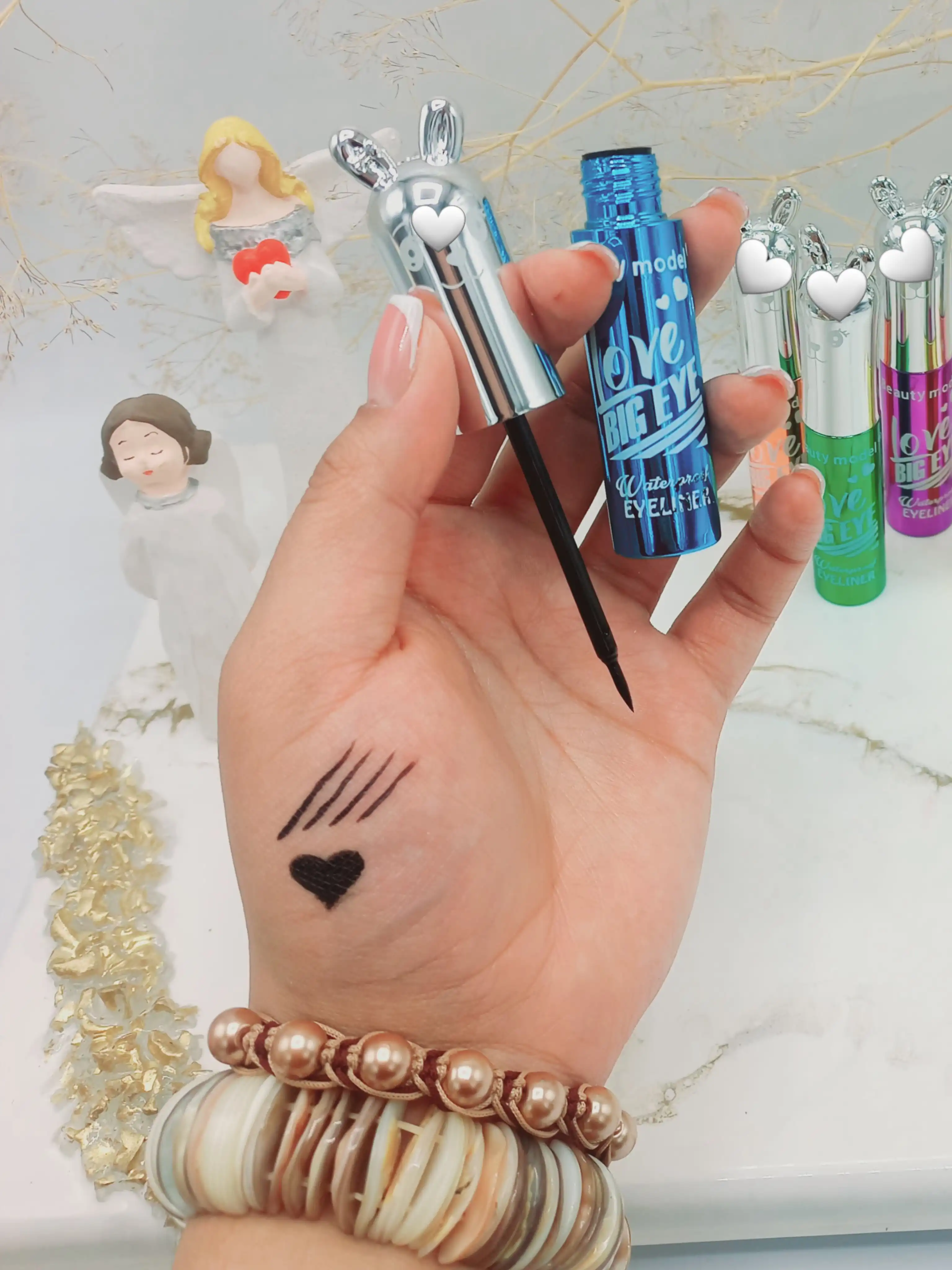 خط چشم مشکی ماژیکی بیوتی مدل طرح خرگوش Beauty model کد E675