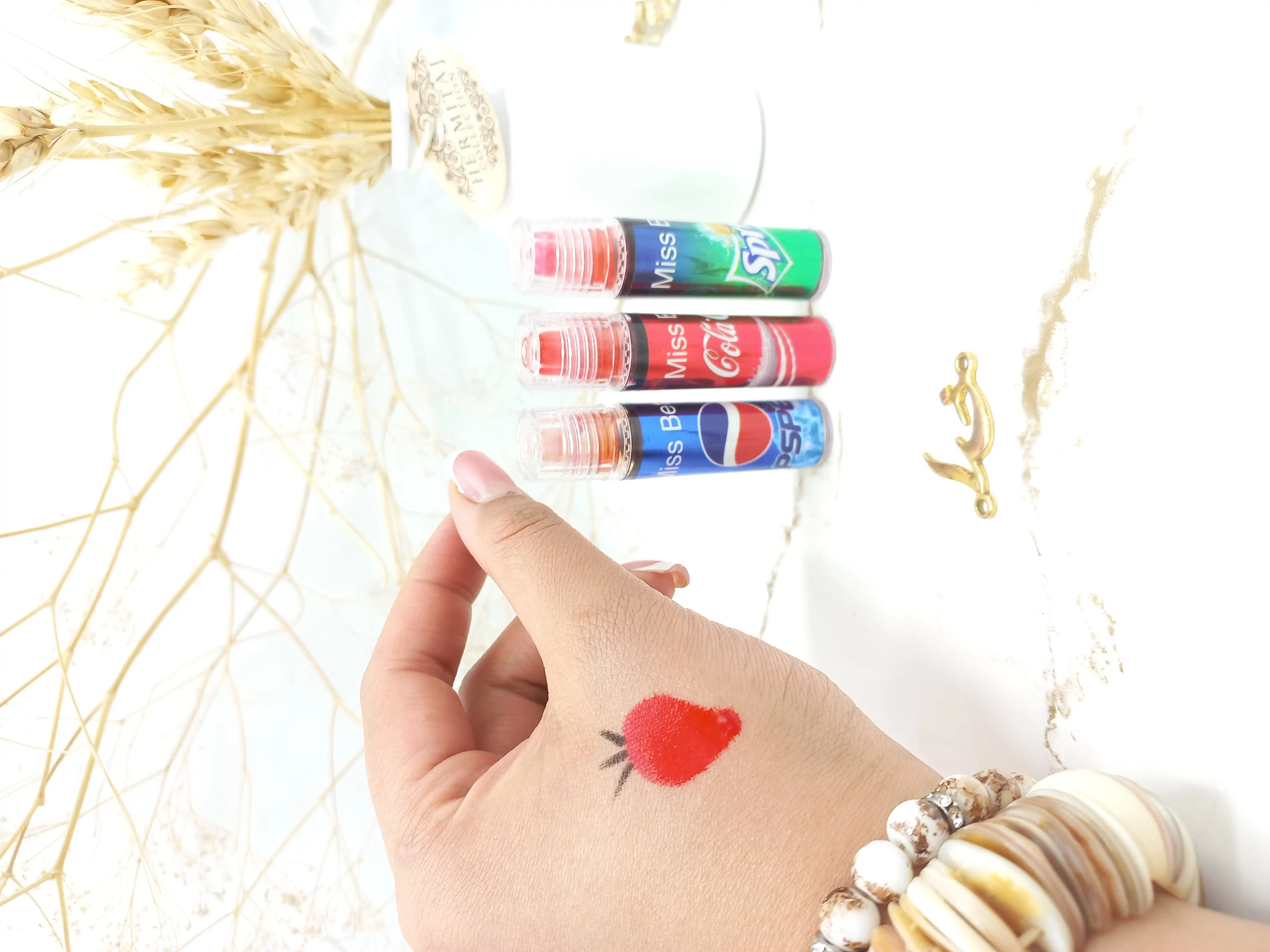 تینت غلطکی طرح نوشابه میس بتی Miss Betty