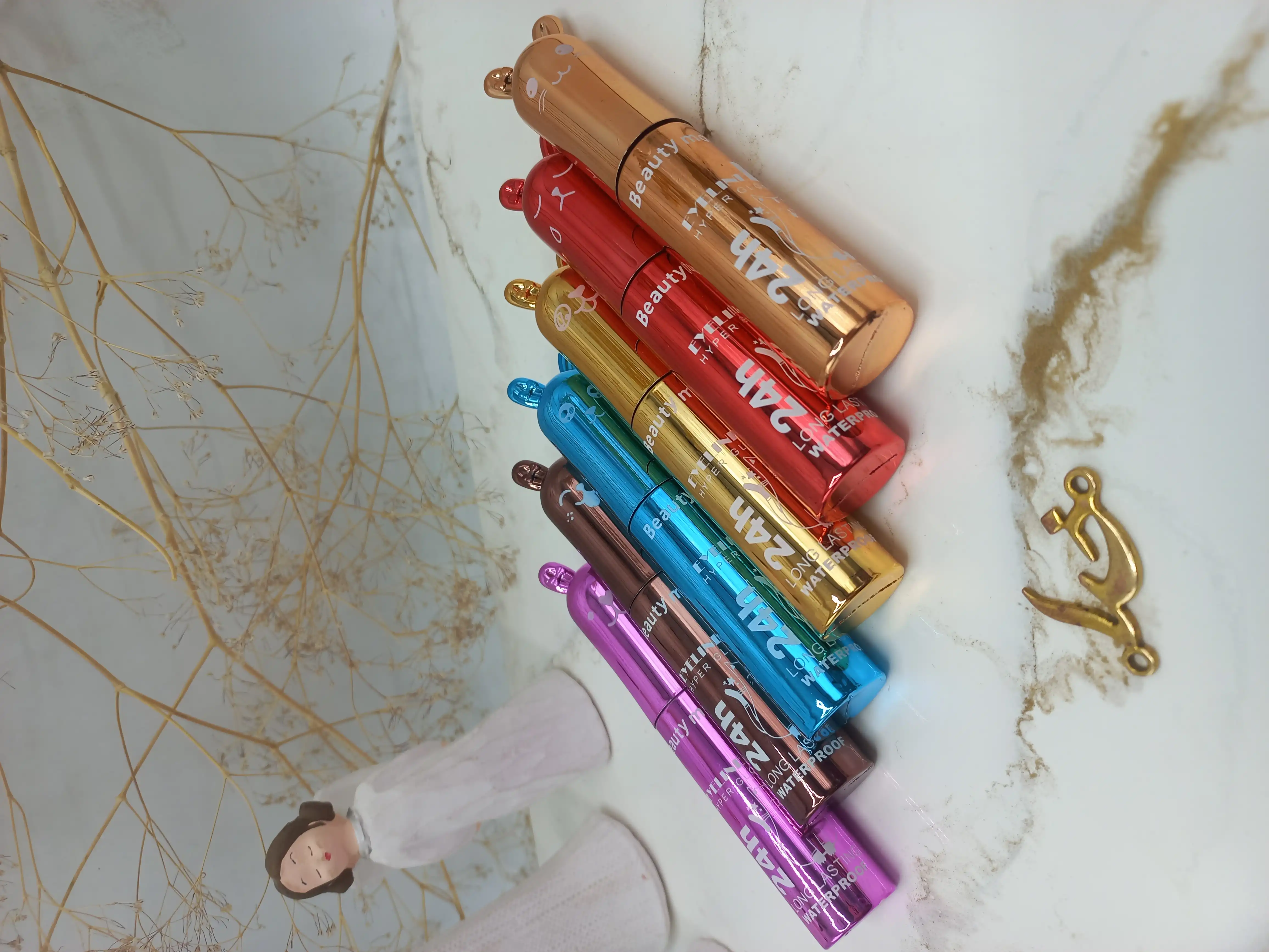 خط چشم مشکی ماژیکی بیوتی مدل طرح خرگوش Beauty model کد E670