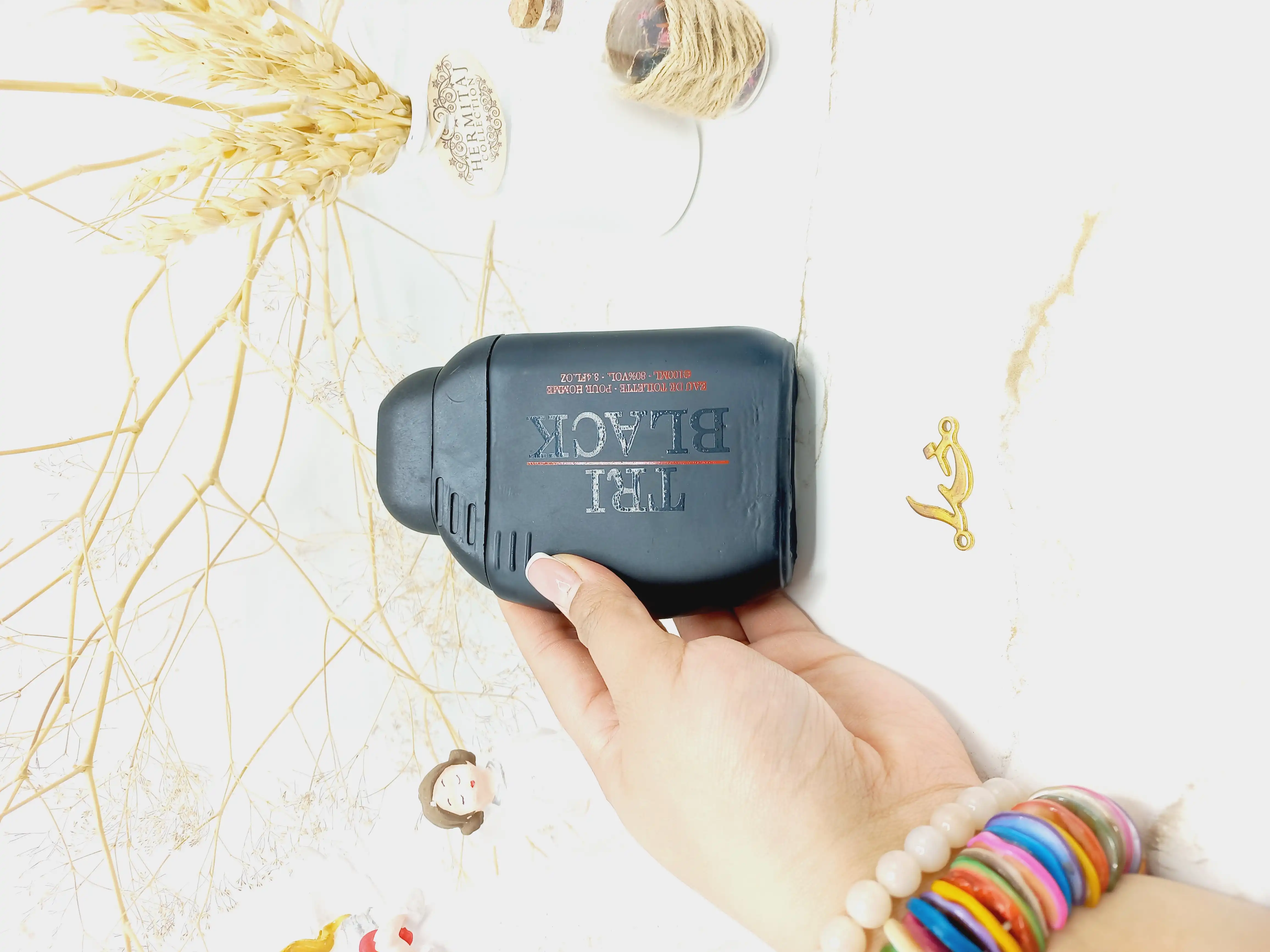 ادکلن تری بلک TRI Black حجم 100 میلی لیتر اماراتی (کیف چرمی)