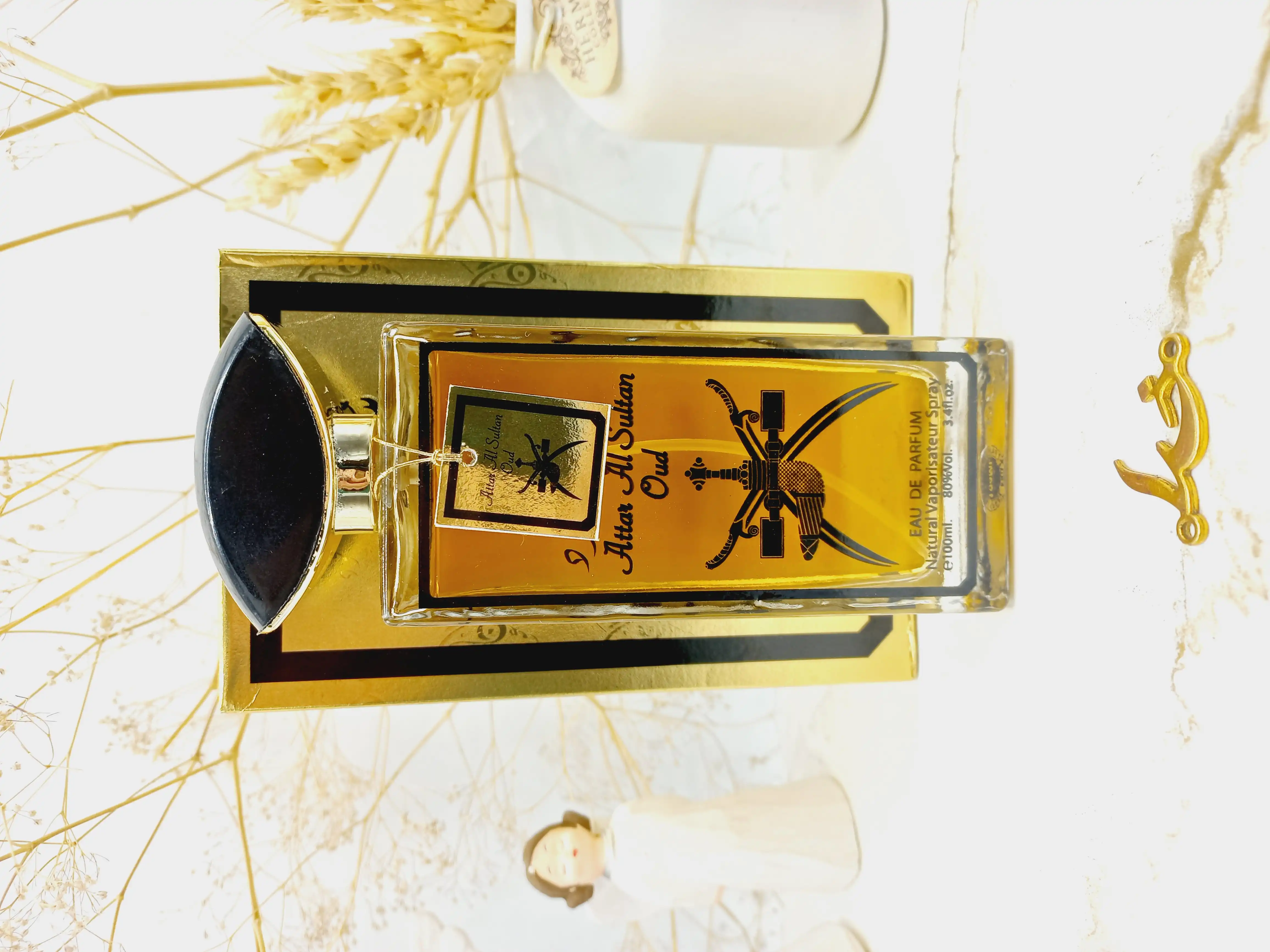 ادکلن عربی سلطان العود کارتن طلایی