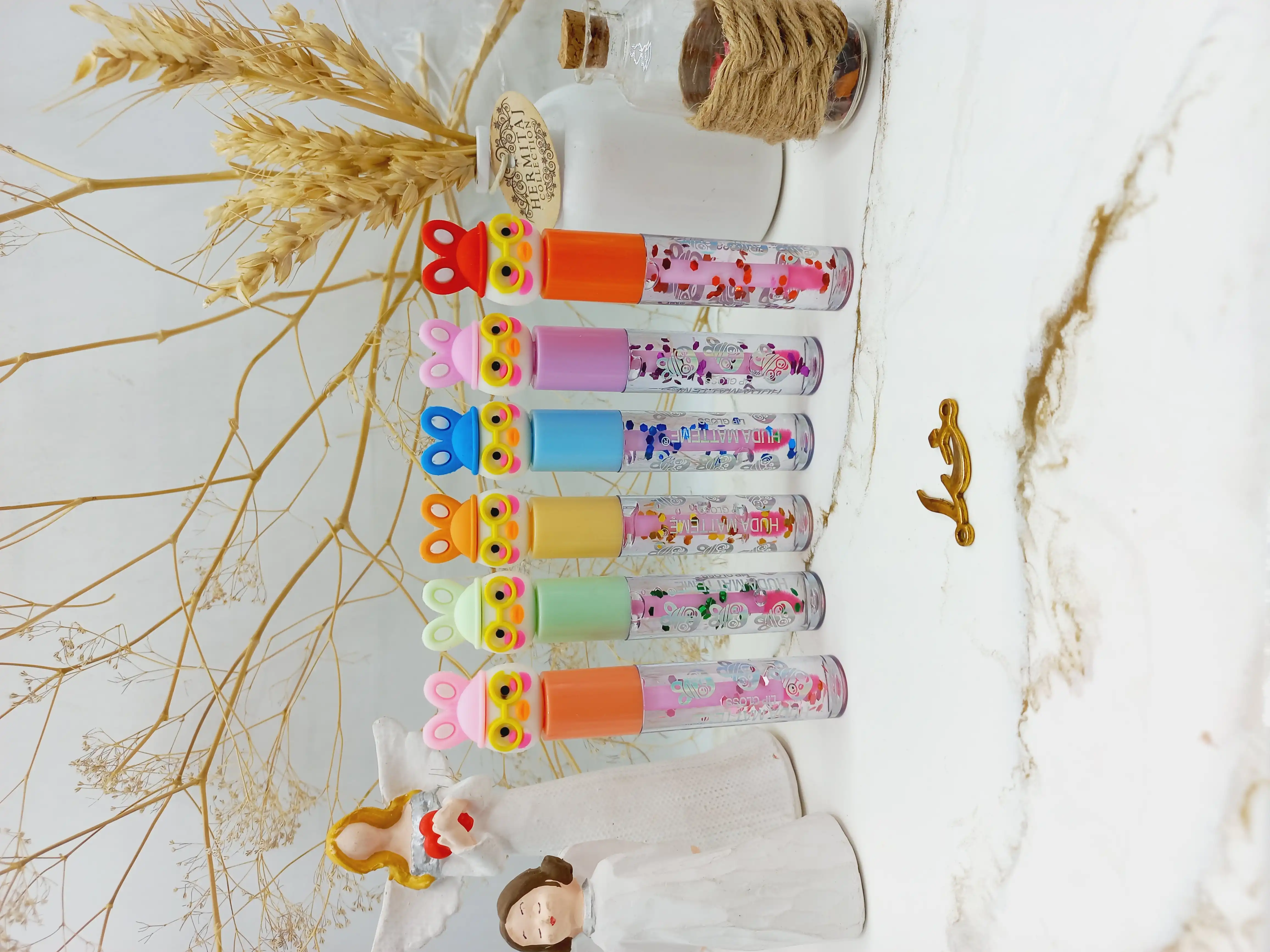 برق لب طرح جوجه هدی مات می HUDA MATTE Me کد X250