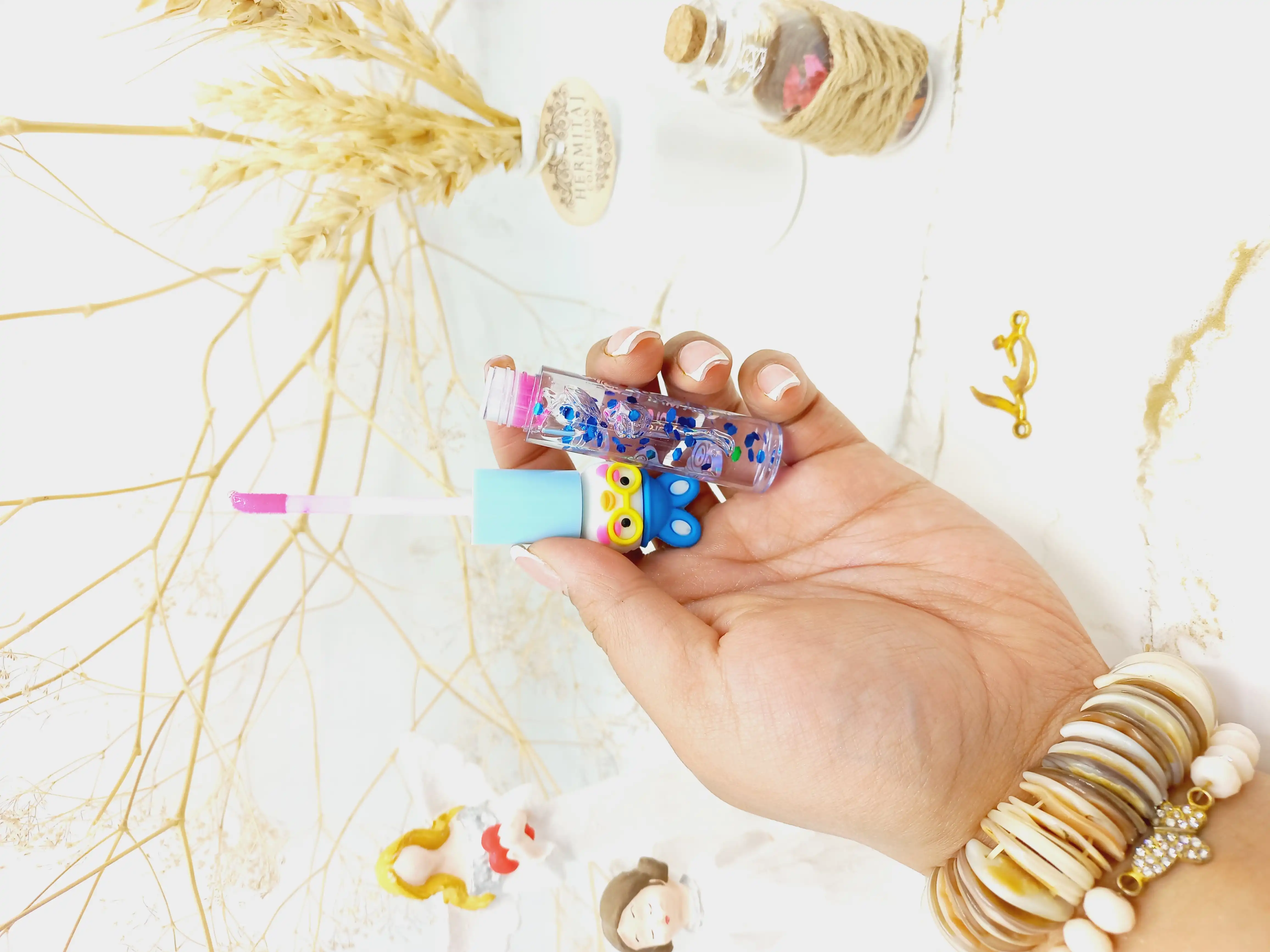 برق لب طرح جوجه هدی مات می HUDA MATTE Me کد X250