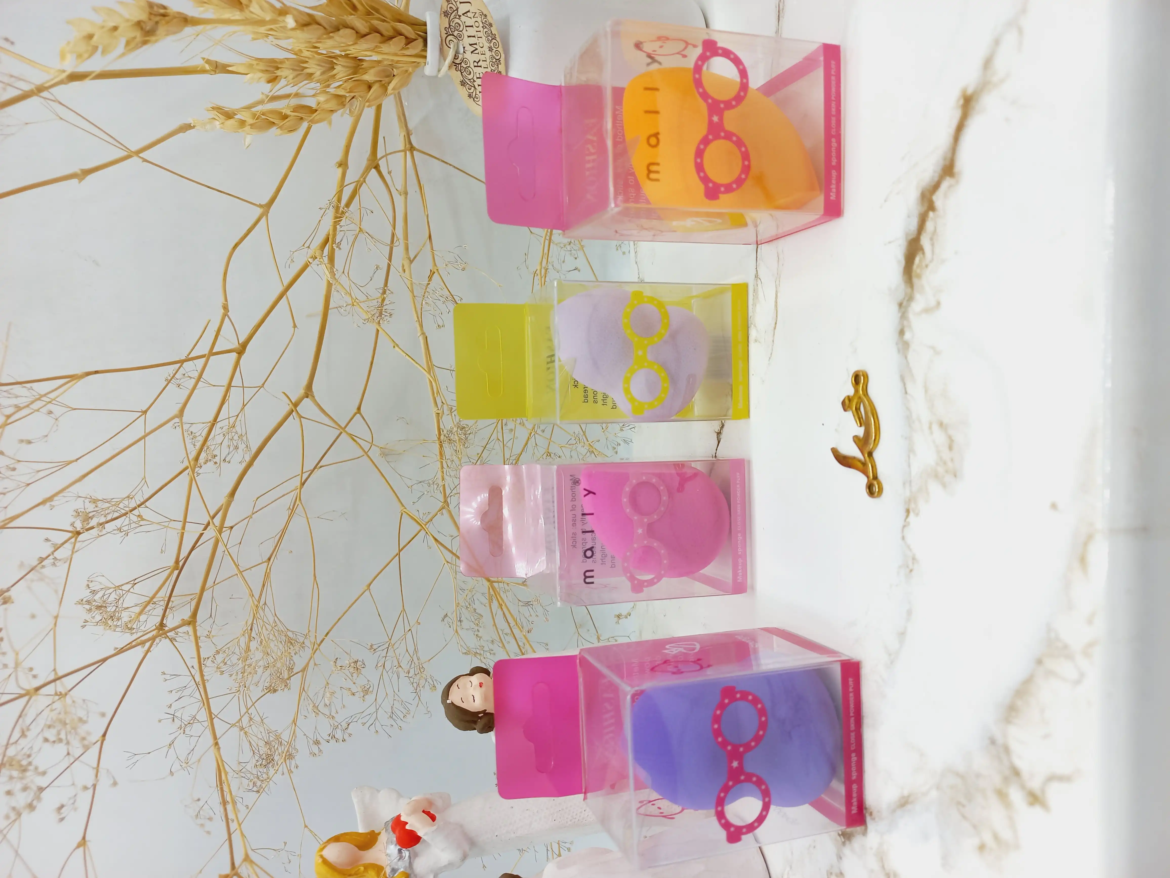 پد آرایشی تخم مرغی با کیفیت ماللی  mally کد 8041