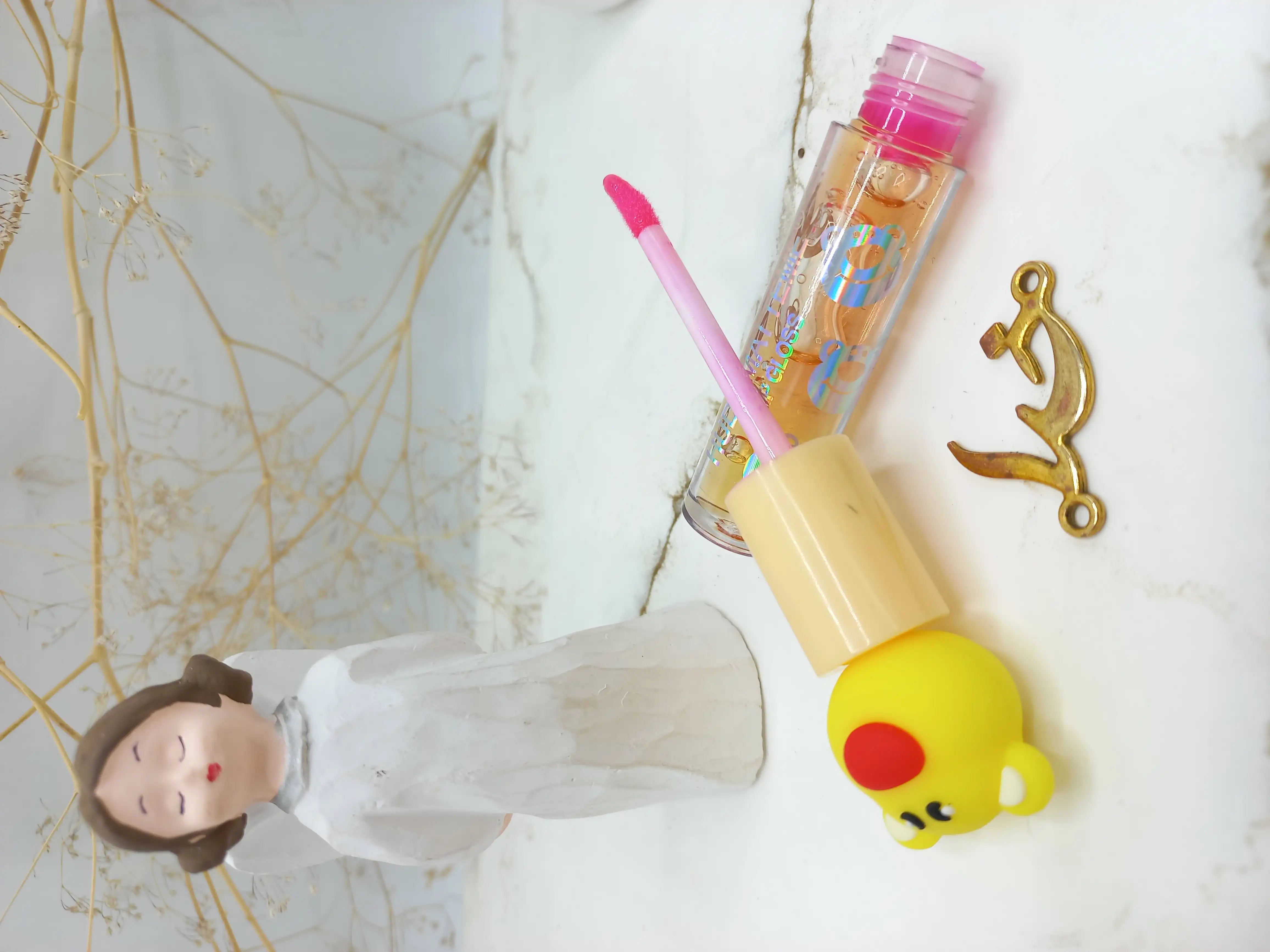 برق لب هدی مات می HUDA MATTE Me کد X261