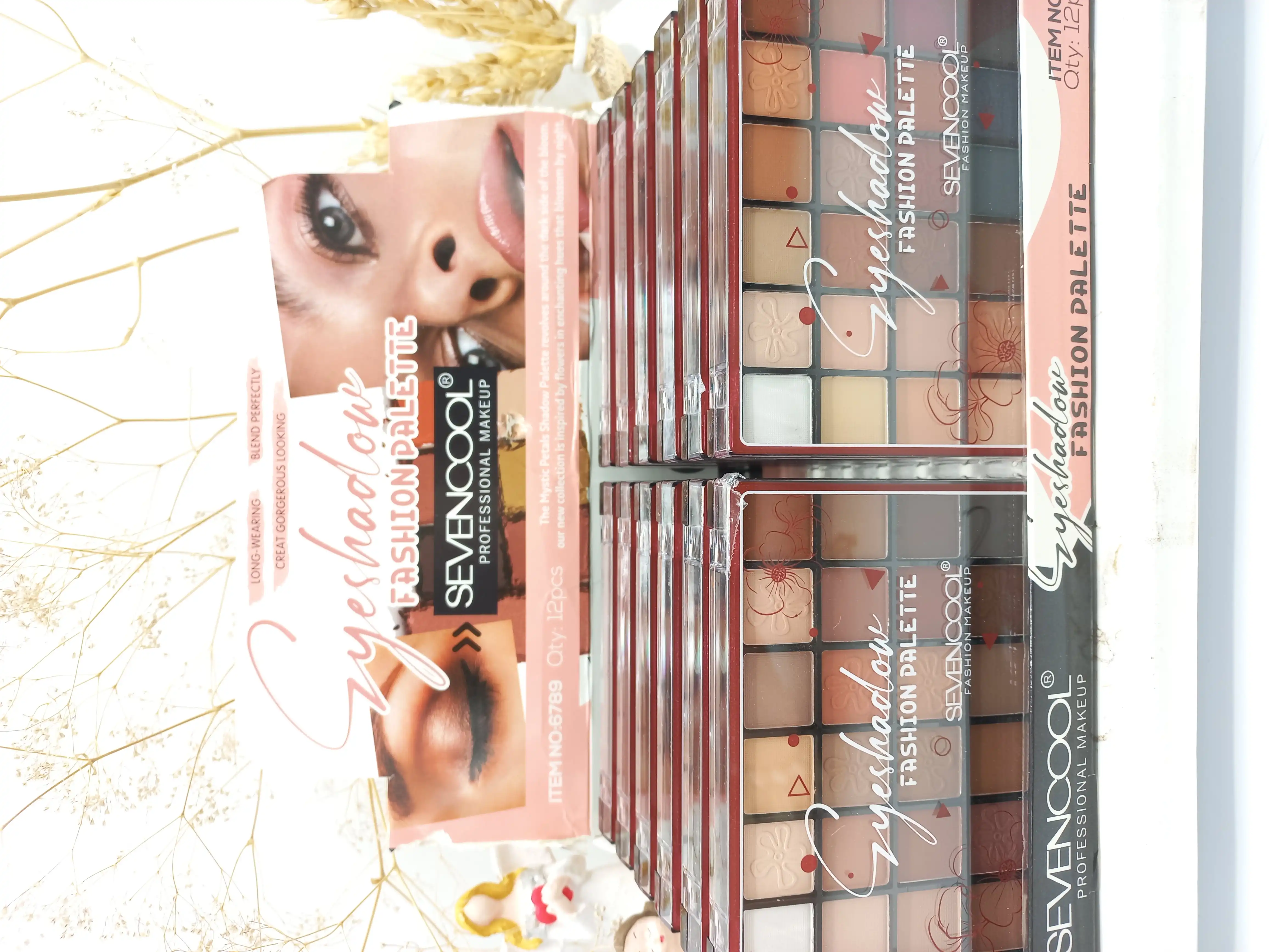 پالت سایه 24 رنگ برند سون کول SEVEN COOL کد 6789