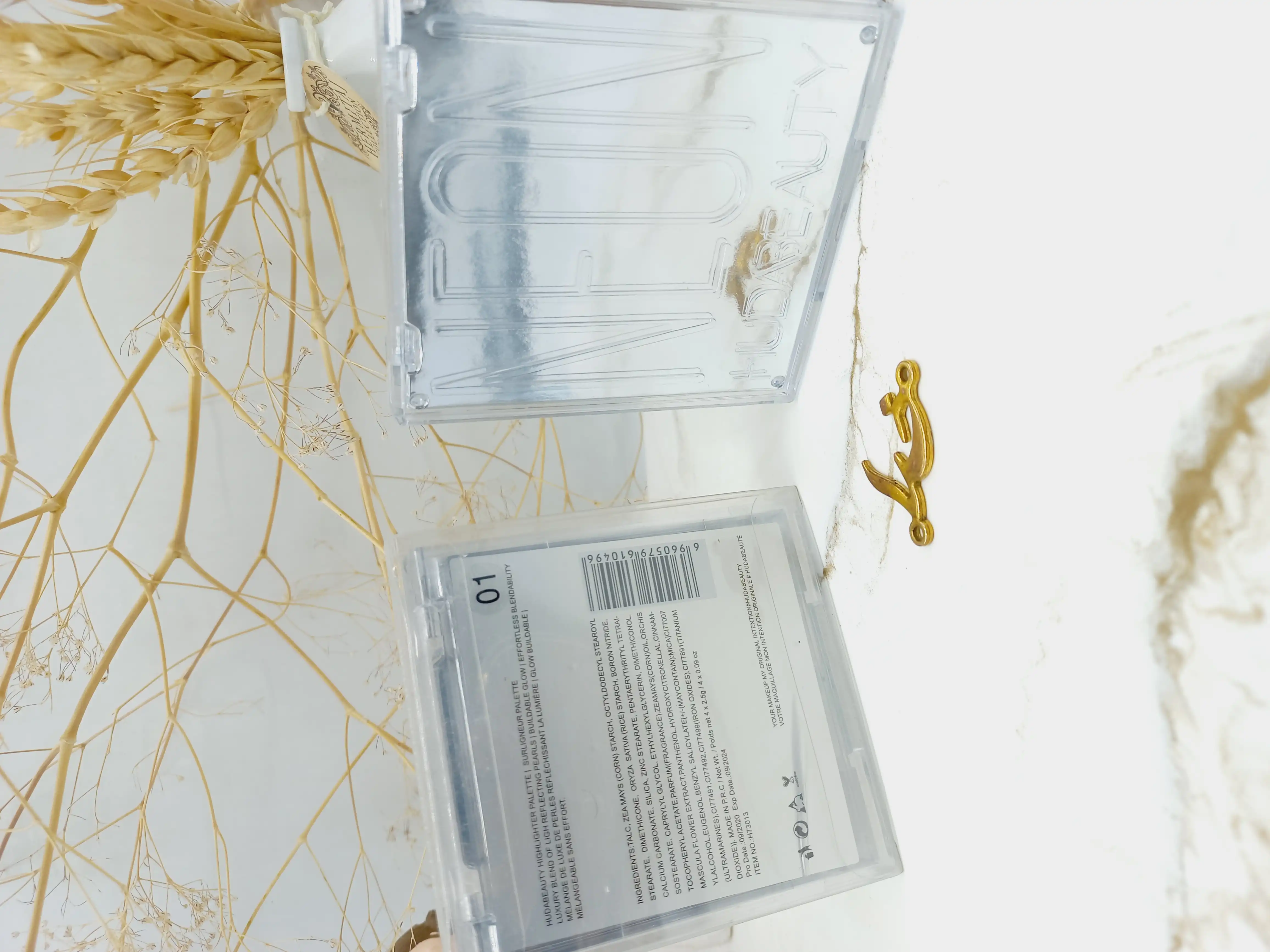 پالت هایلایتر 4 رنگ نود برند هدی بیوتی HUDA BEAUTY کد H73013