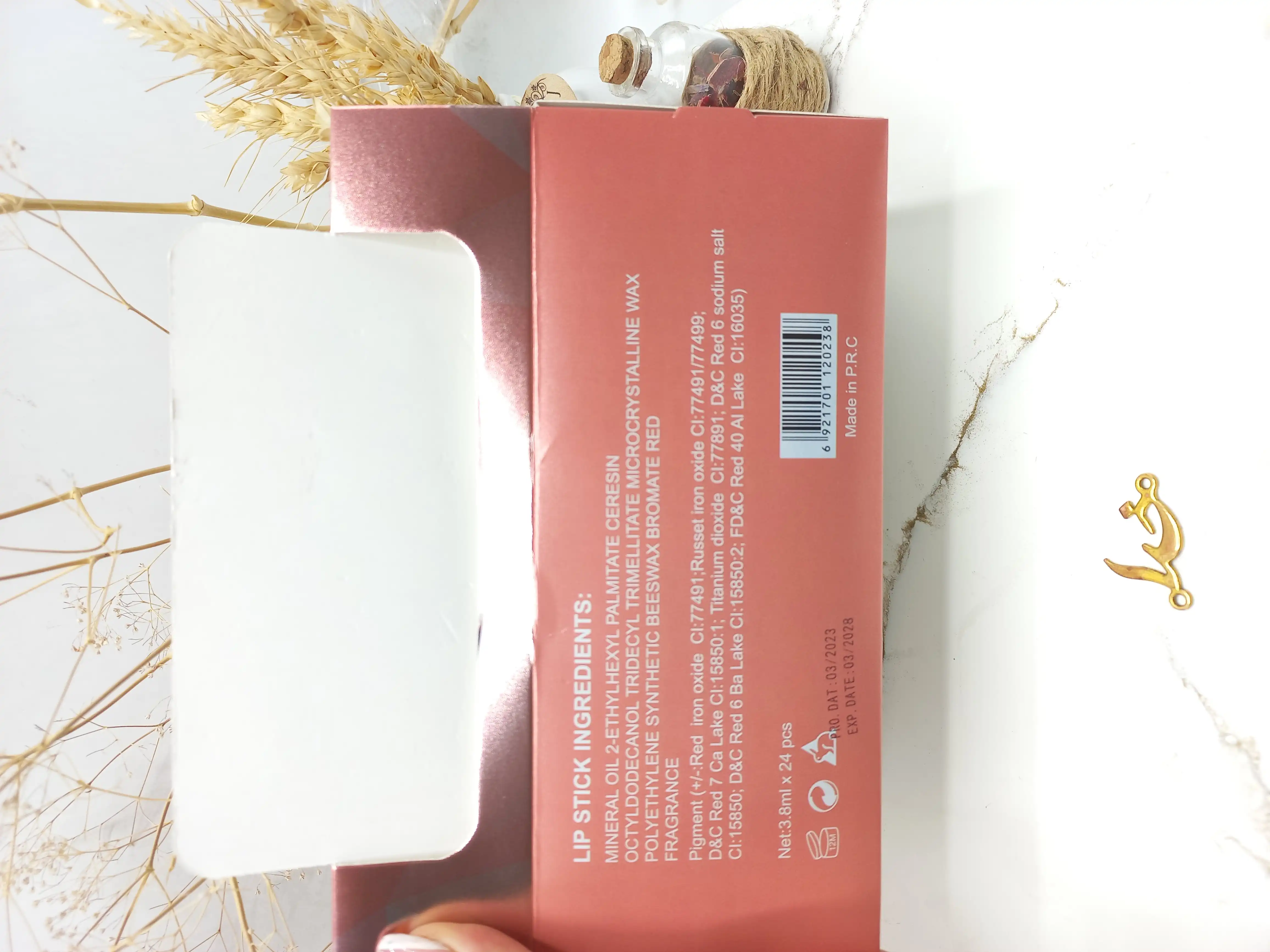 پک 6 تایی رژ جامد مات کوئین Queen کد j106_24