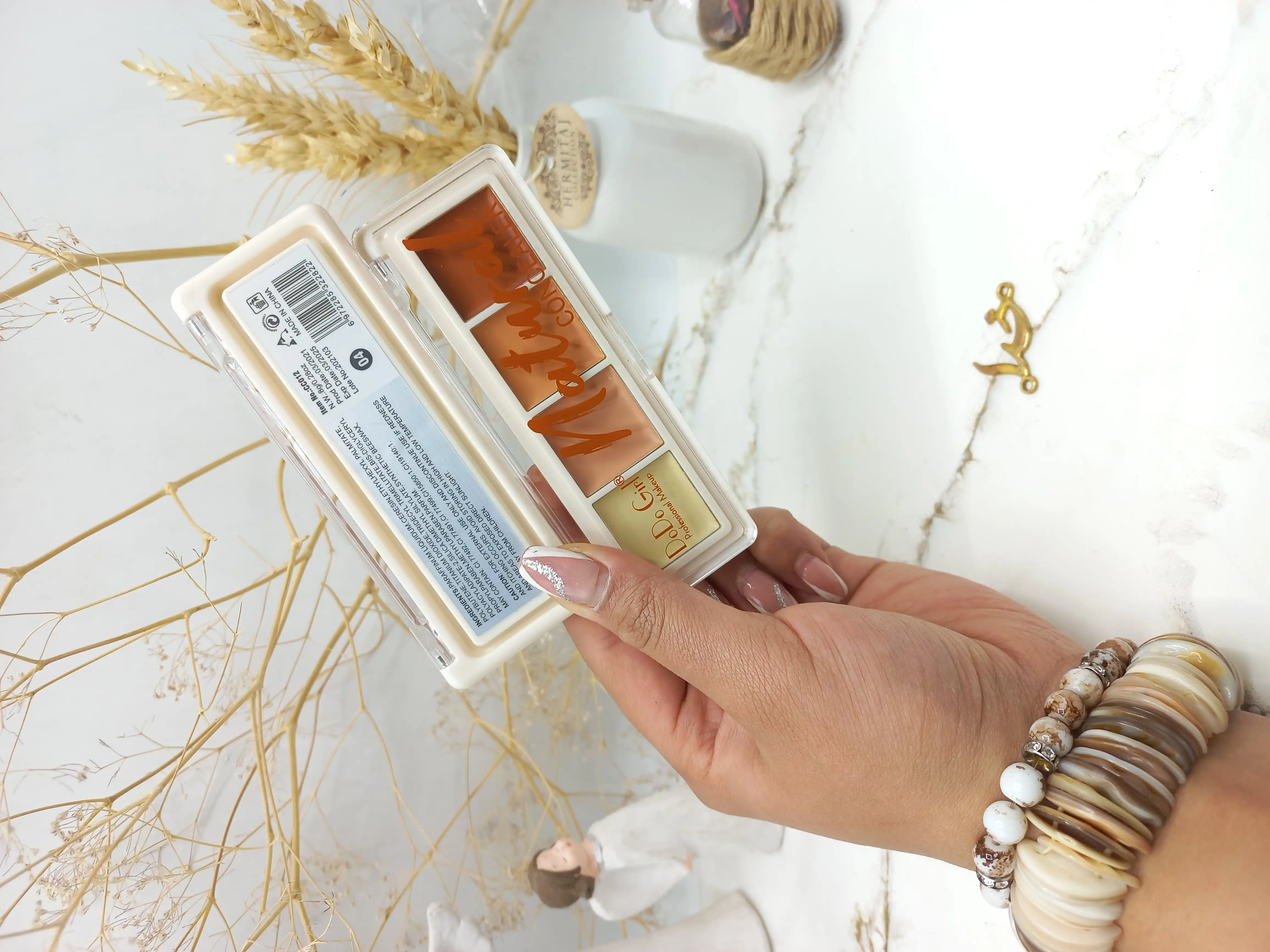 پالت کانسیلر 4 رنگ برند معروف دودگرل DoDo Girl کد c012