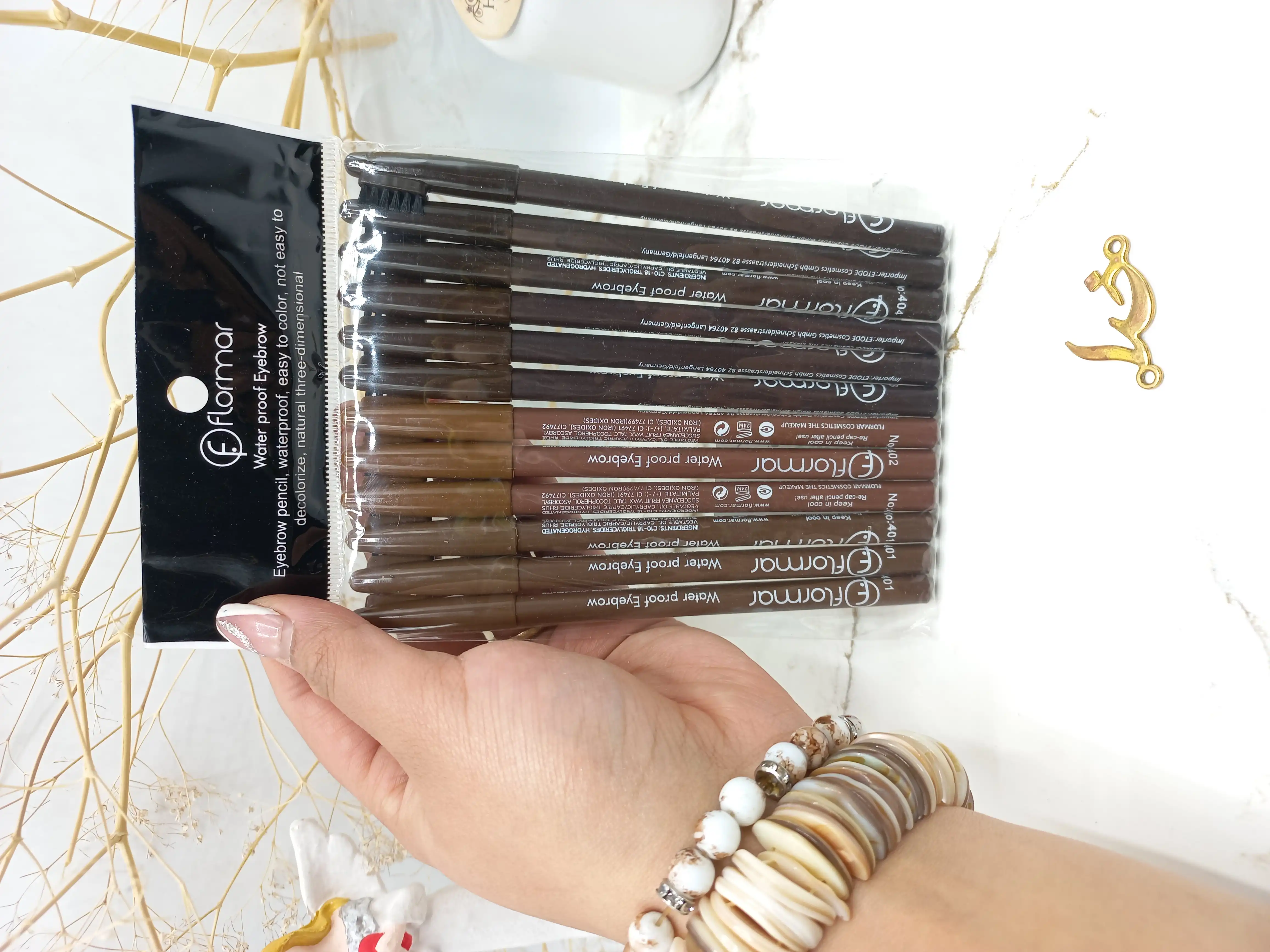 مداد ابرو ضدآب شانه دار فلورمار Flormar اماراتی کد 4952