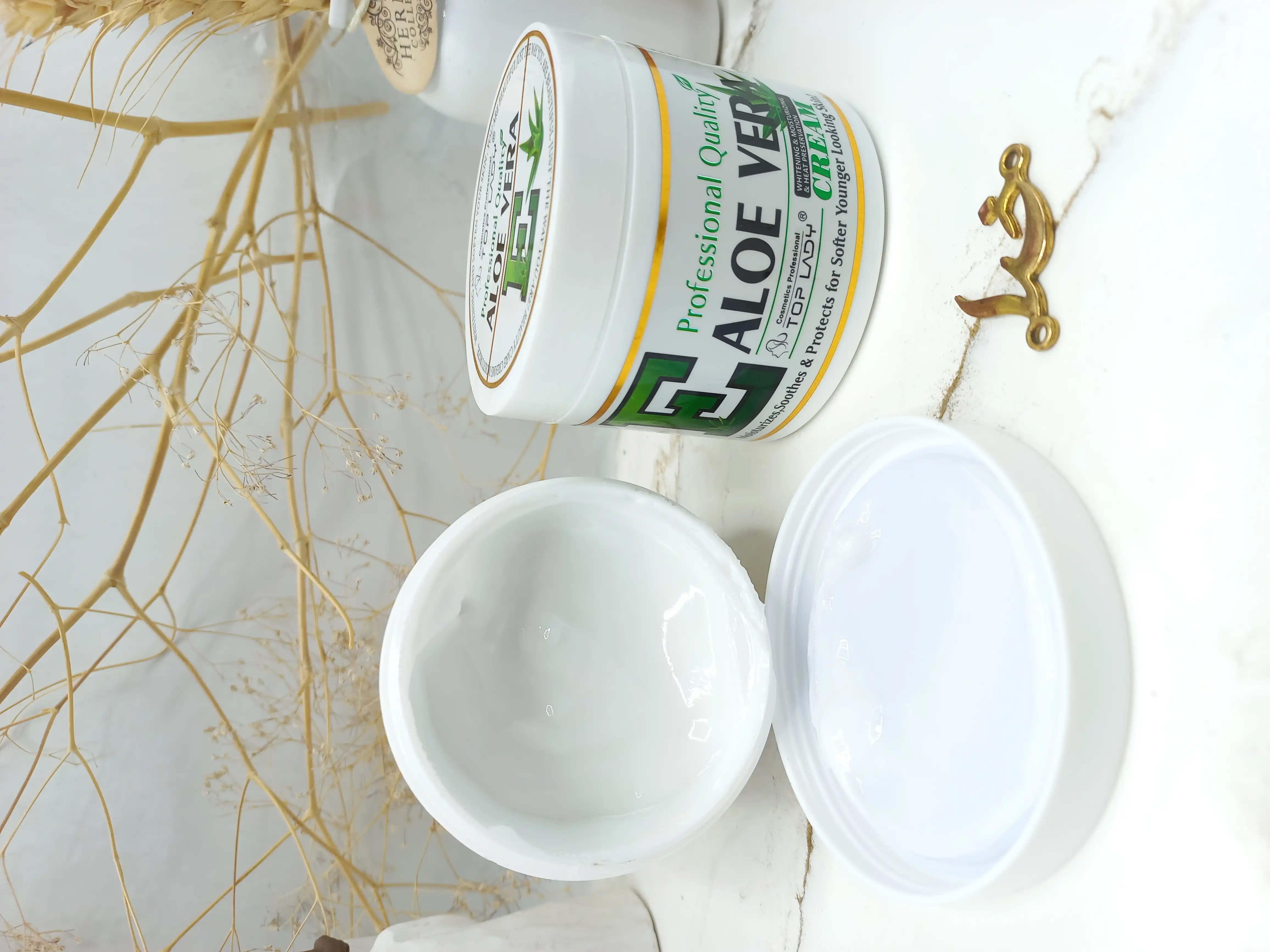 کرم سفید کننده و آبرسان قوی  آلوورا تاپ لیدی TOP LADY کد 15010