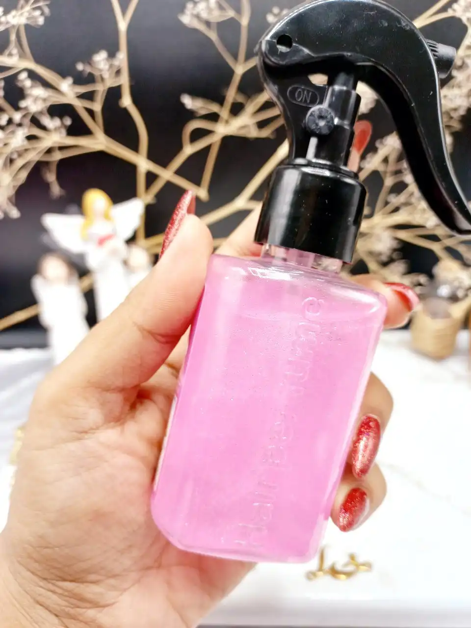 عطر مو خوش بو آدامس بادکنکی 130ml برند واو WOW کد 31