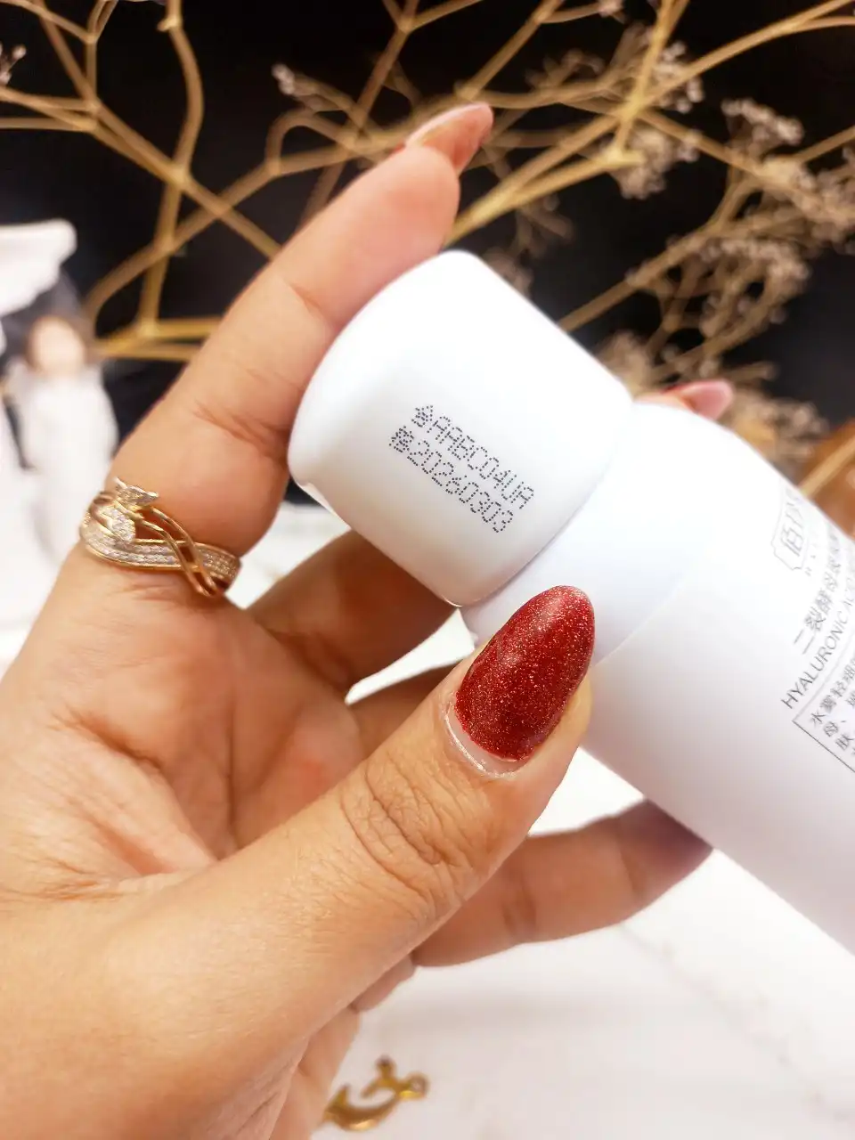 اسپری آبرسان و شاداب کننده هیالورونیک اسید کد BZT74169