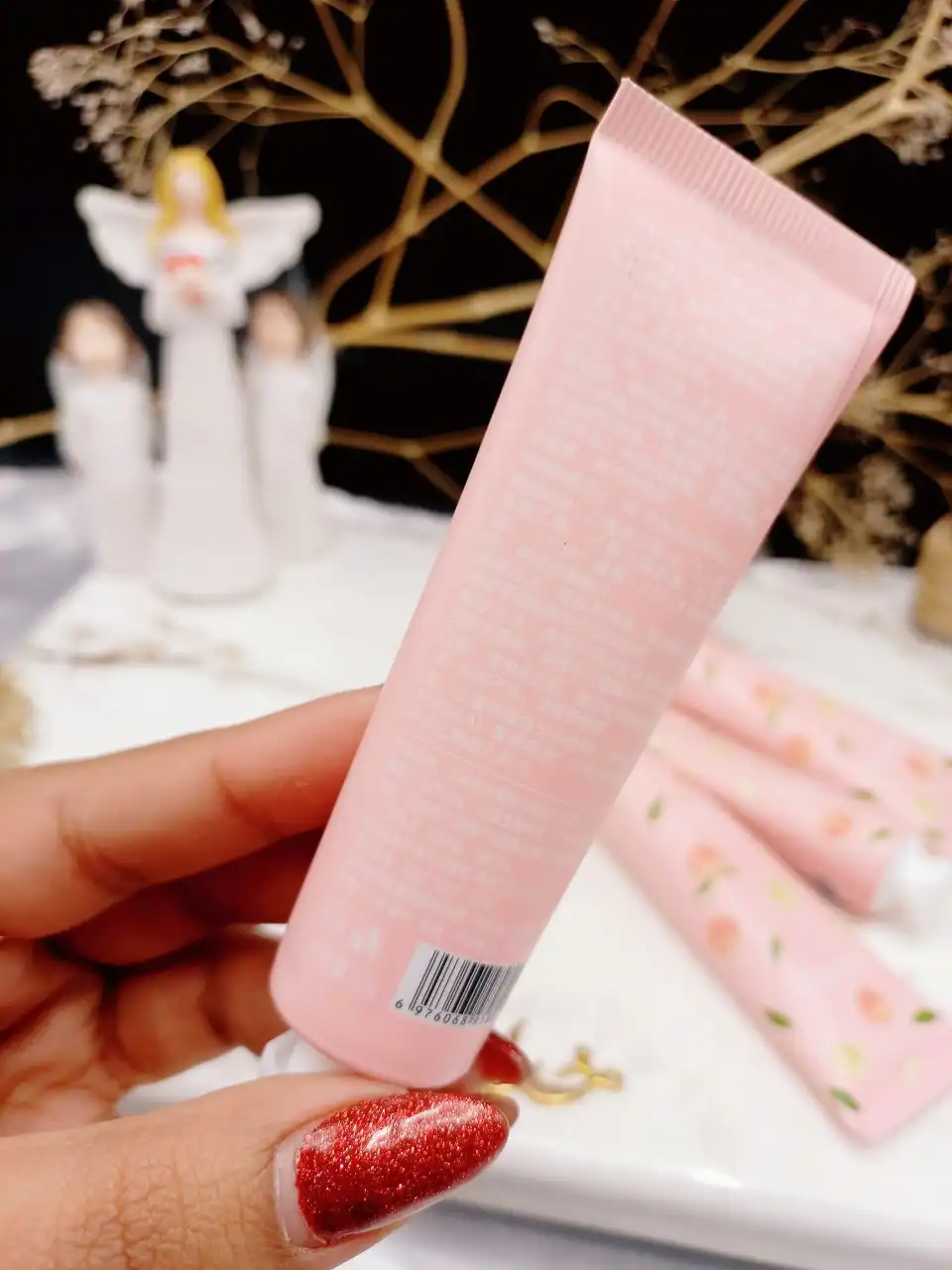 کرم دست مرطوب کننده و آبرسان خوشبو هلو 30 گرم بیوآکوا  کد BQY58222