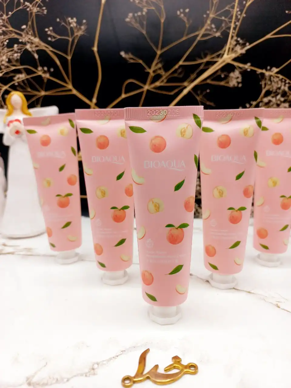 کرم دست مرطوب کننده و آبرسان خوشبو هلو 30 گرم بیوآکوا  کد BQY58222