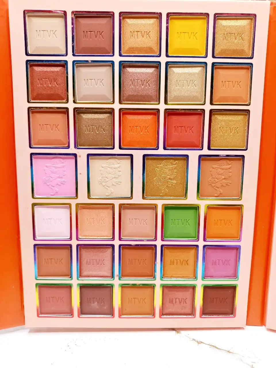 پالت سایه ۱۰۲ رنگ برند هالووین HALLOWEEN کد L_0003