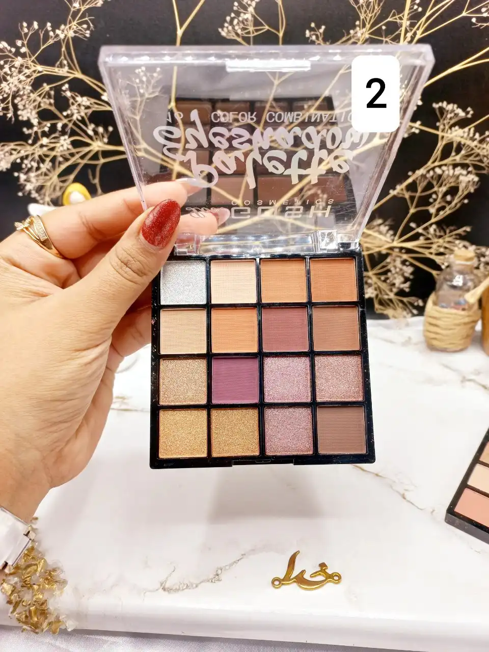 پالت سایه 16 رنگ برند لاو گاش LOVE GOSH کد 8097