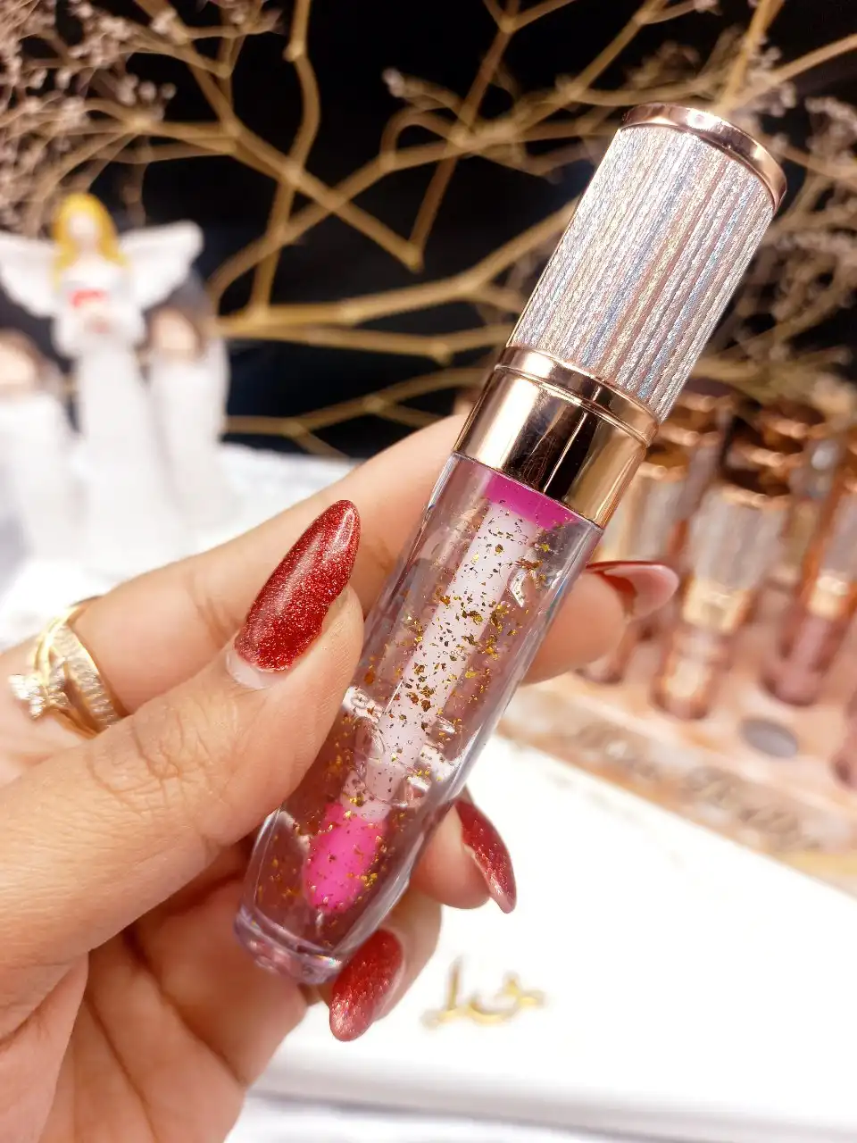 برق لب شاین دار دسته گلیتری برند میس بیوتی Mis Betty کد L1003