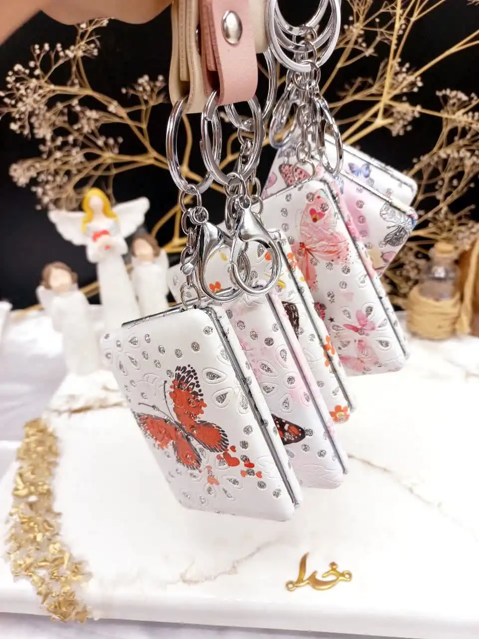 اینه زیبای آویز دار طرح پروانه