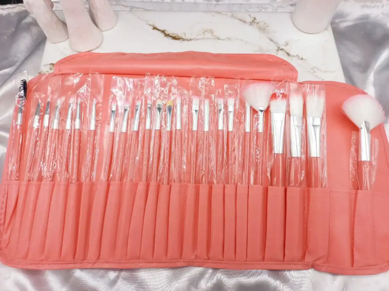 کیف براش حرفه ای 24 تیکه مخصوص میکاپ