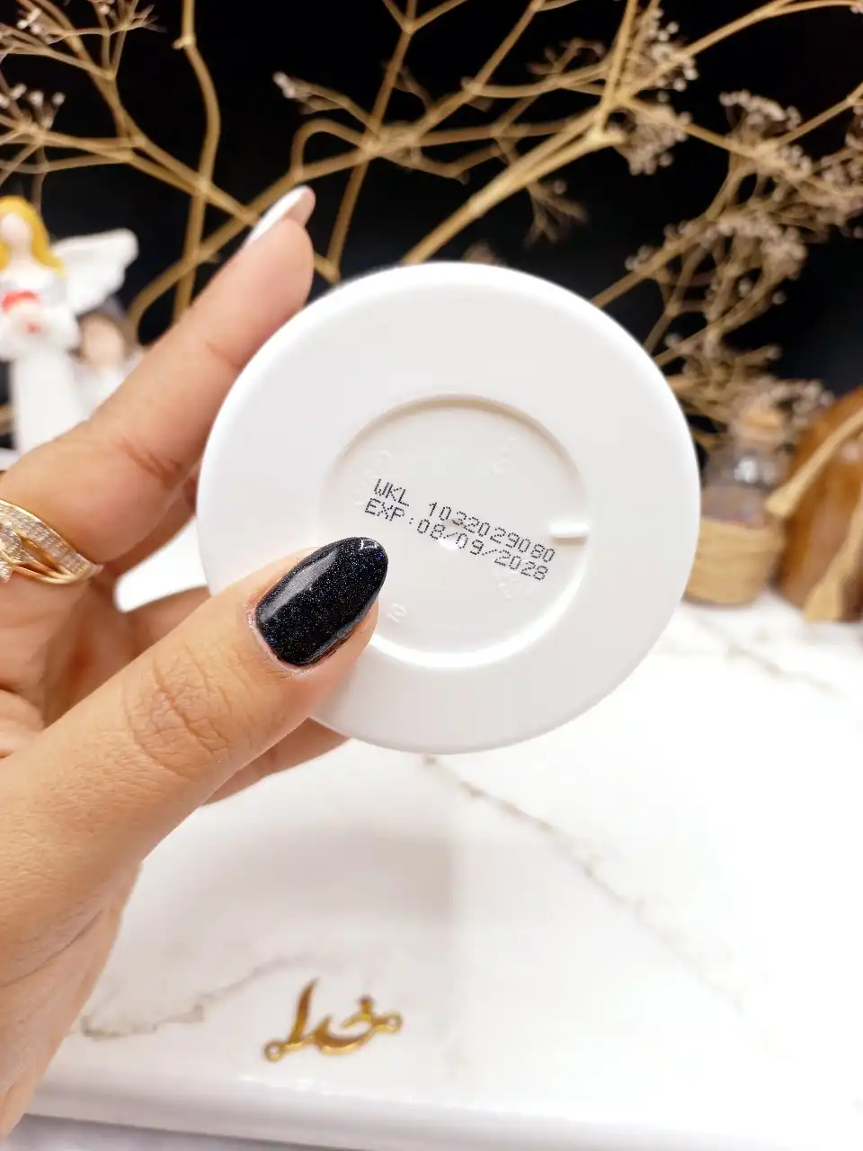 کرم مرطوب کننده و آبرسان شیر گاو وکالی Wokali کد HA3080