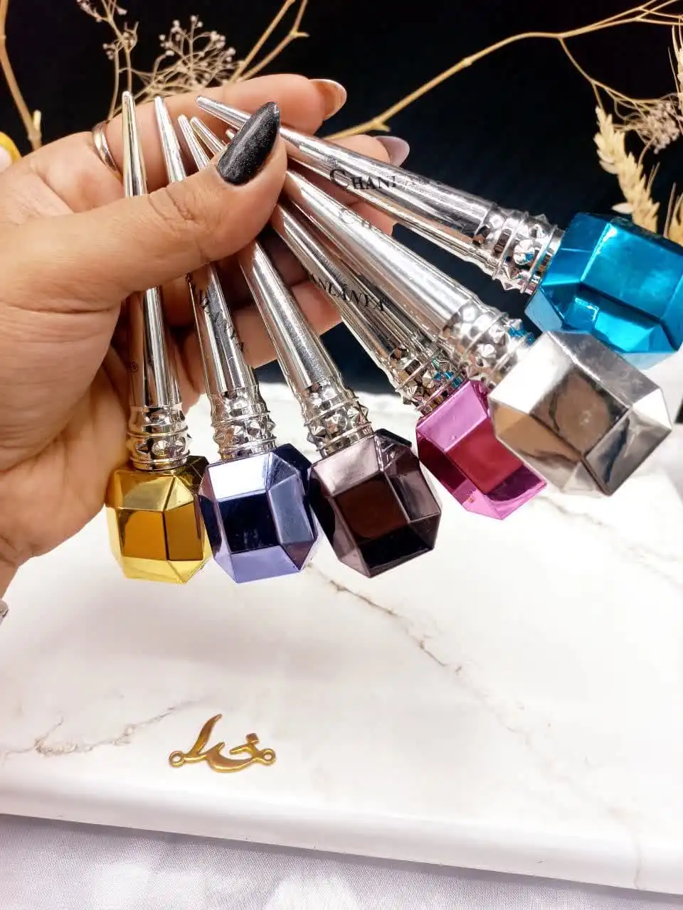 خط چشم مشکی مویی پوکه رنگی طرح چهارگوش برند چانلانیا CHANLANYA کد E6202