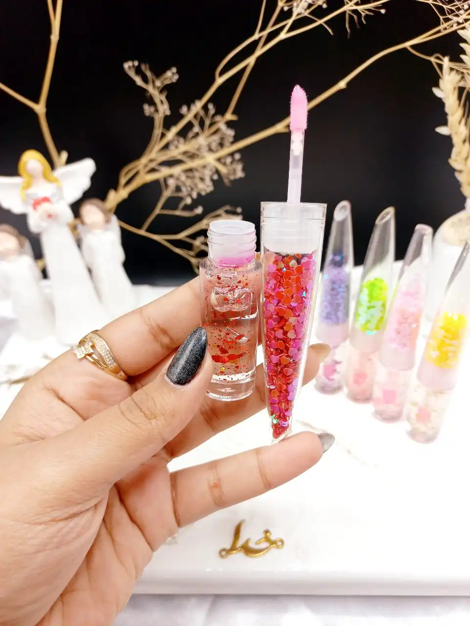 برق لب زیبای گلیتر دار رنگی مجیک MAGIC  کد LC1308