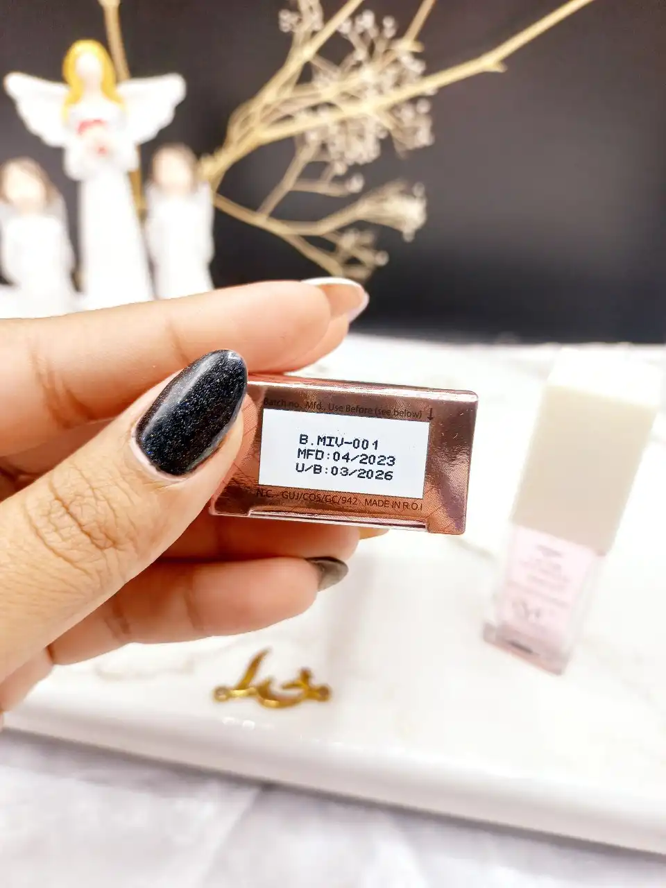 ادکلن زنانه LA VIE EST BELLE حجم 15ML