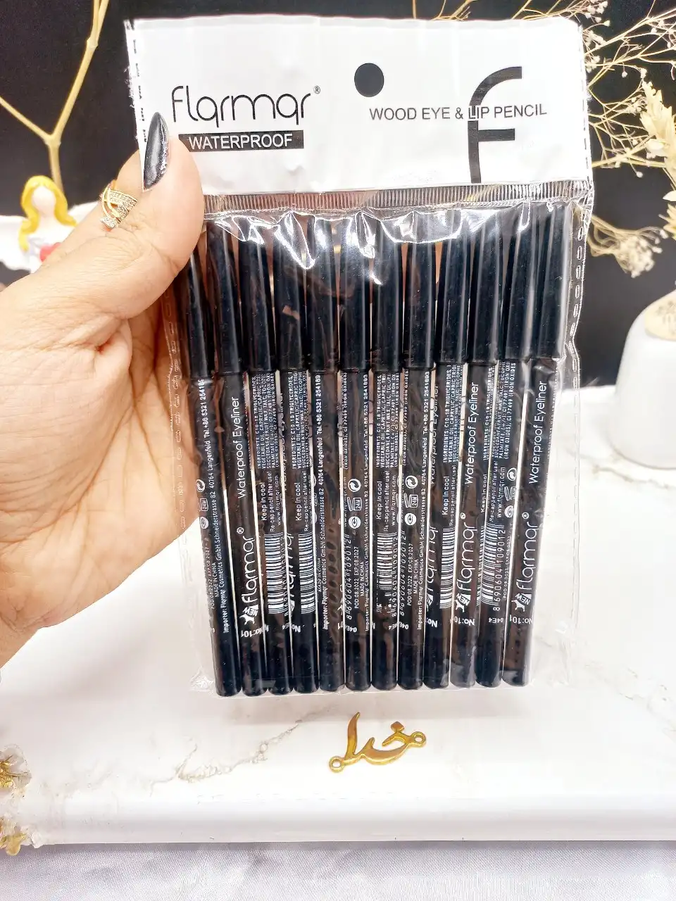 مداد چشم مشکی ضد آب فلورمار