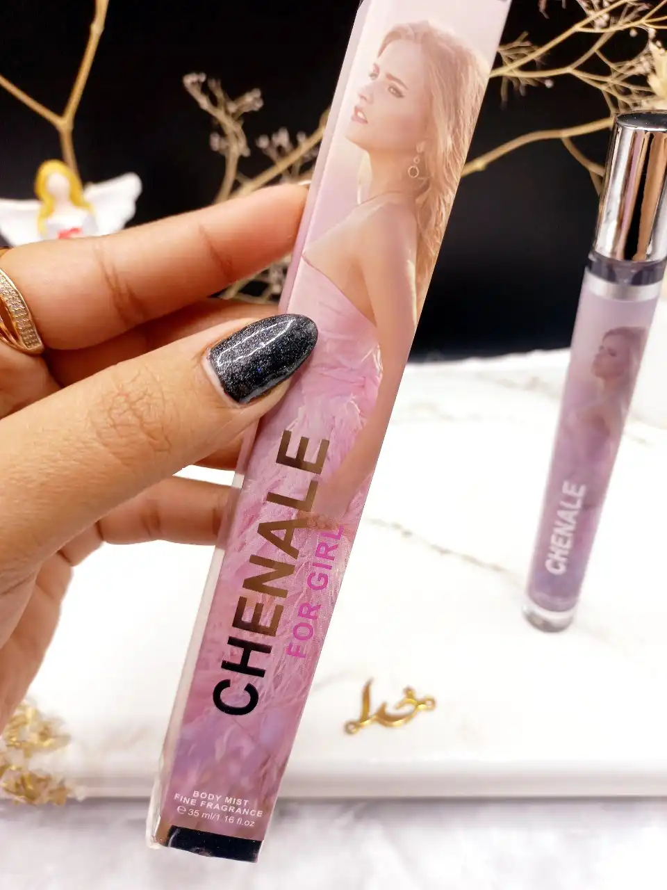 ادکلن زنانه استوانه ای 35 میل CHENALE FOR GIRD کد 1315