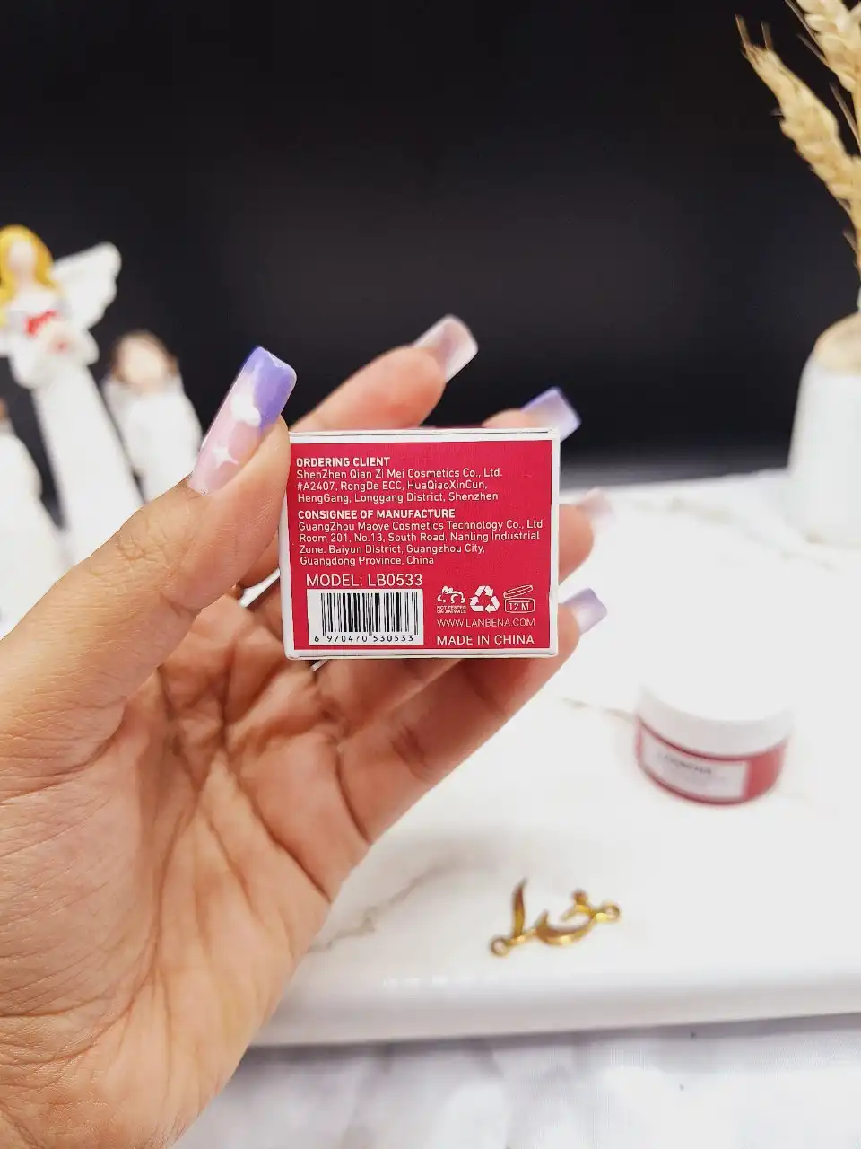 کرم کاسه ای مرطوب کننده دور چشم دانه انگور قرمز لانبنا LANVENA کد LB0533