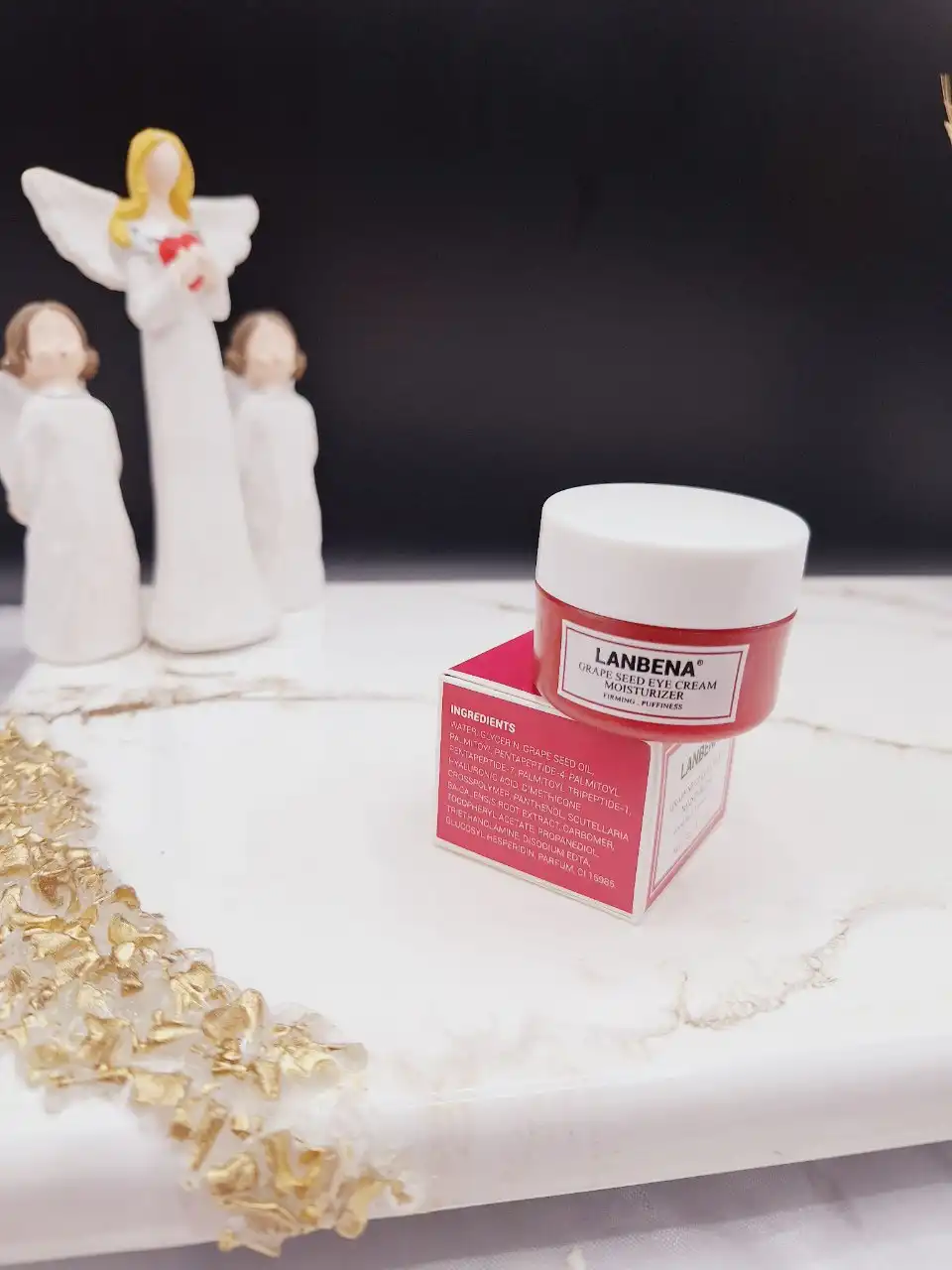 کرم کاسه ای مرطوب کننده دور چشم دانه انگور قرمز لانبنا LANVENA کد LB0533