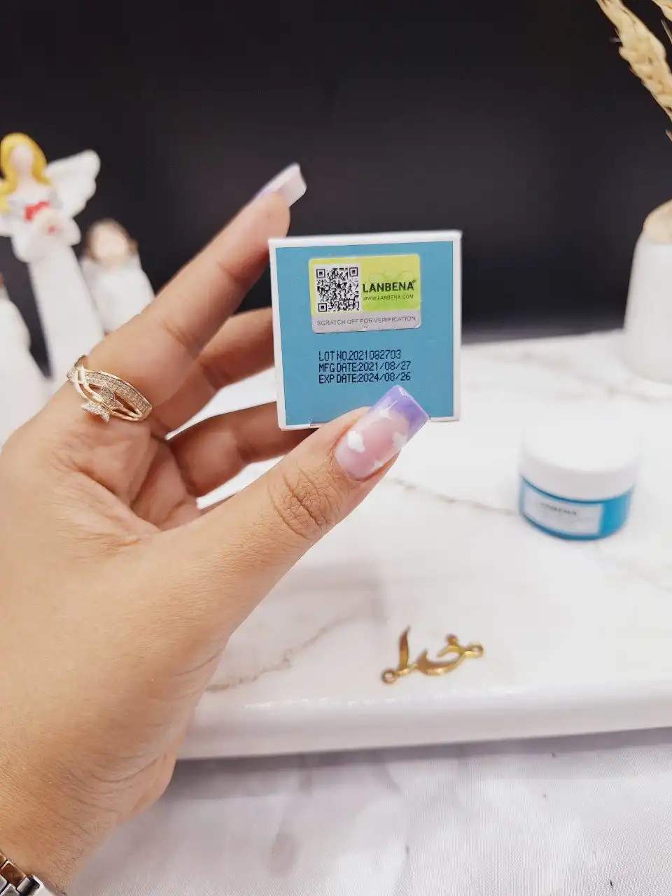 کرم کاسه ای هیالورونیک اسید با کلاژن لانبنا LANVENA کد LB0526