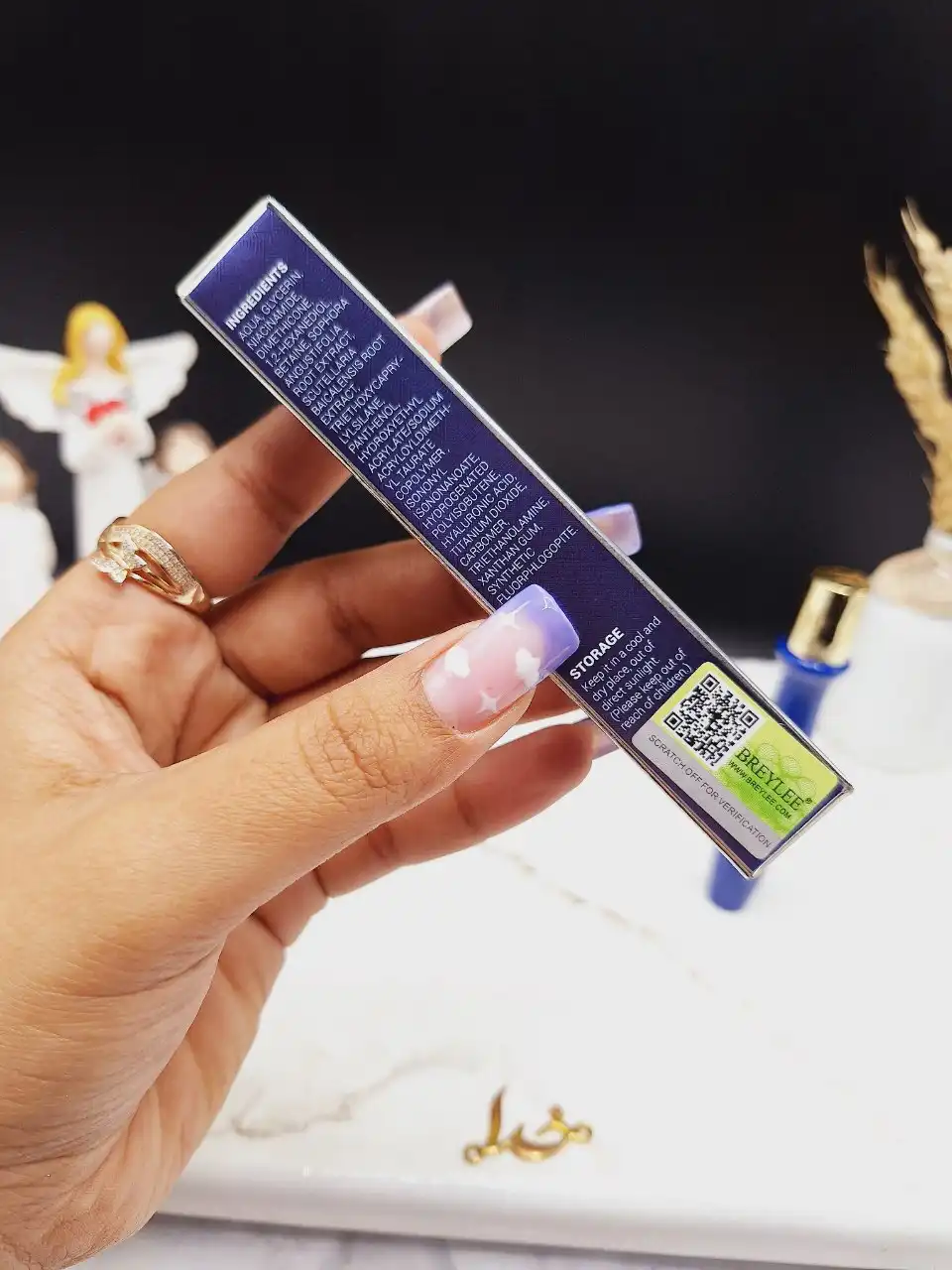 سرم دور چشم غلطکی ضد چروک و هیالورونیک اسید بریلی BREYLEE کد BY1688